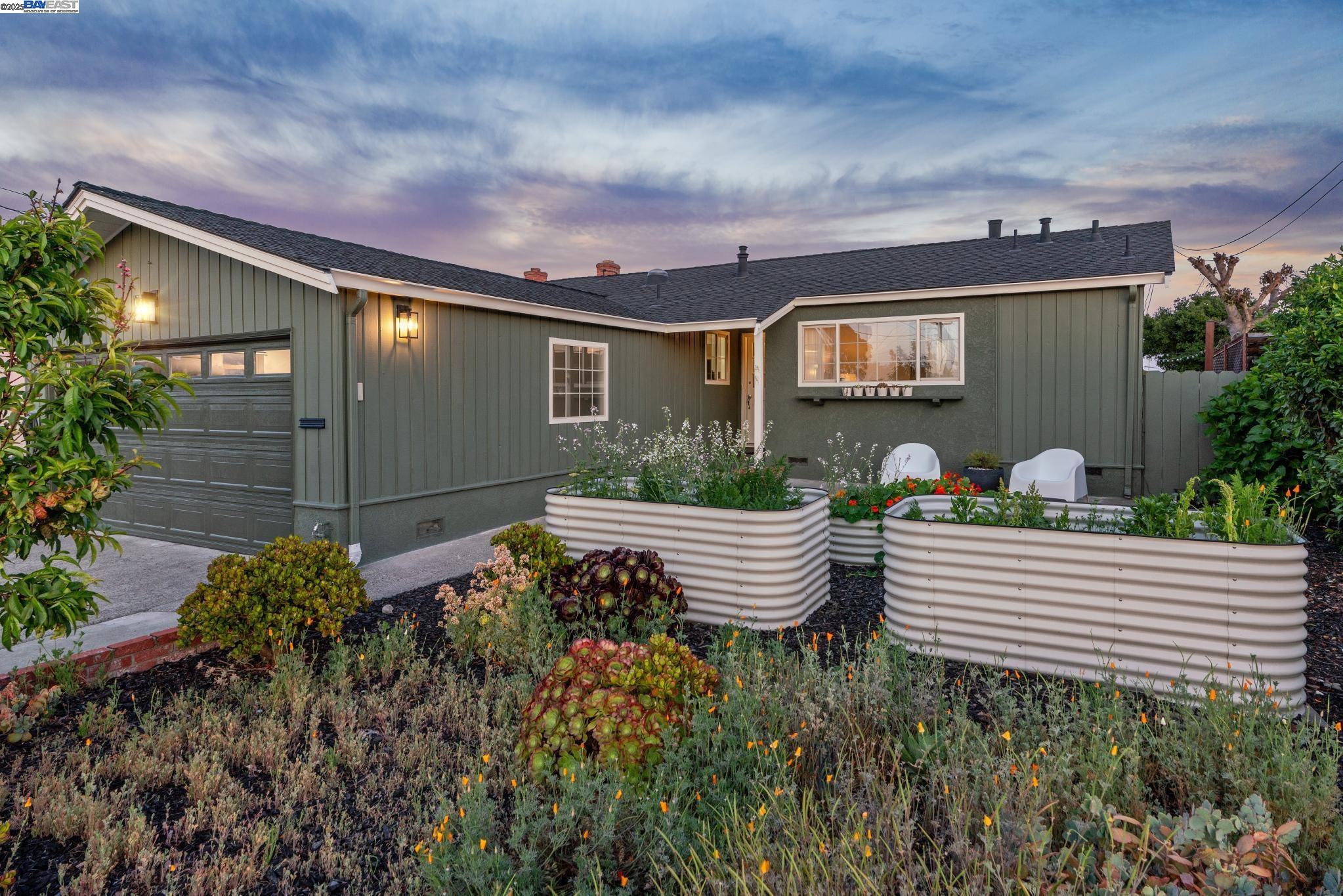 Detail Gallery Image 51 of 55 For 1958 Vining Dr, San Leandro,  CA 94579 - 3 Beds | 2 Baths