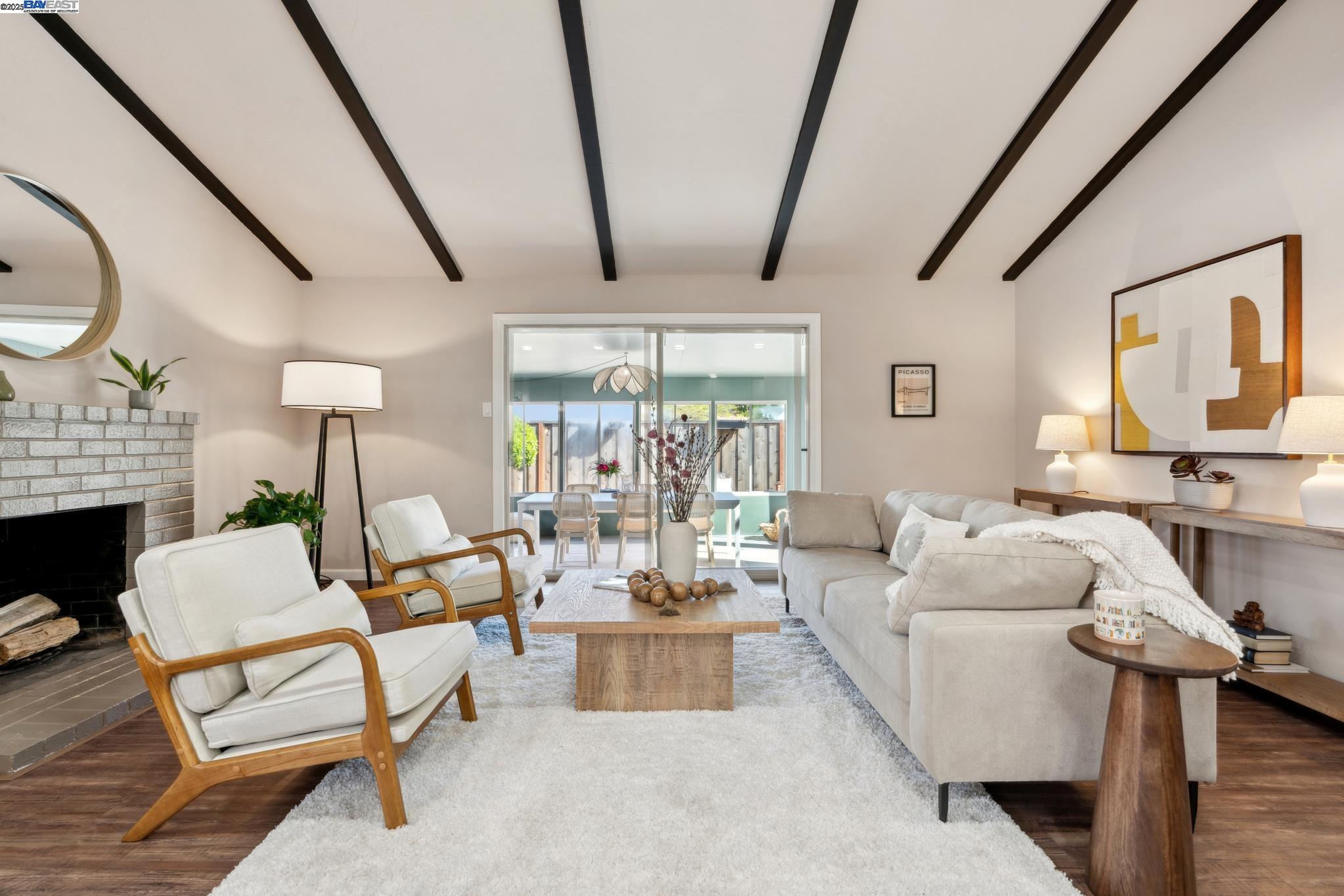 Detail Gallery Image 8 of 55 For 1958 Vining Dr, San Leandro,  CA 94579 - 3 Beds | 2 Baths
