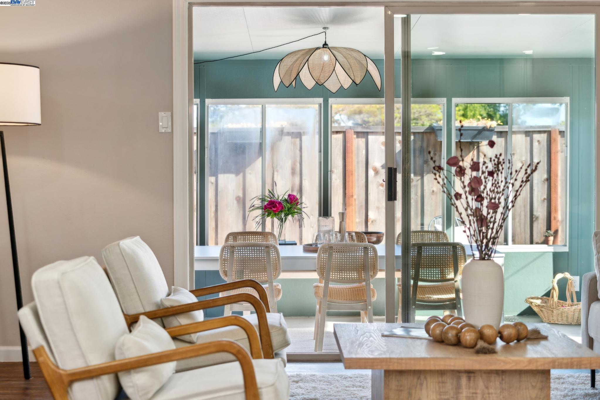 Detail Gallery Image 10 of 55 For 1958 Vining Dr, San Leandro,  CA 94579 - 3 Beds | 2 Baths