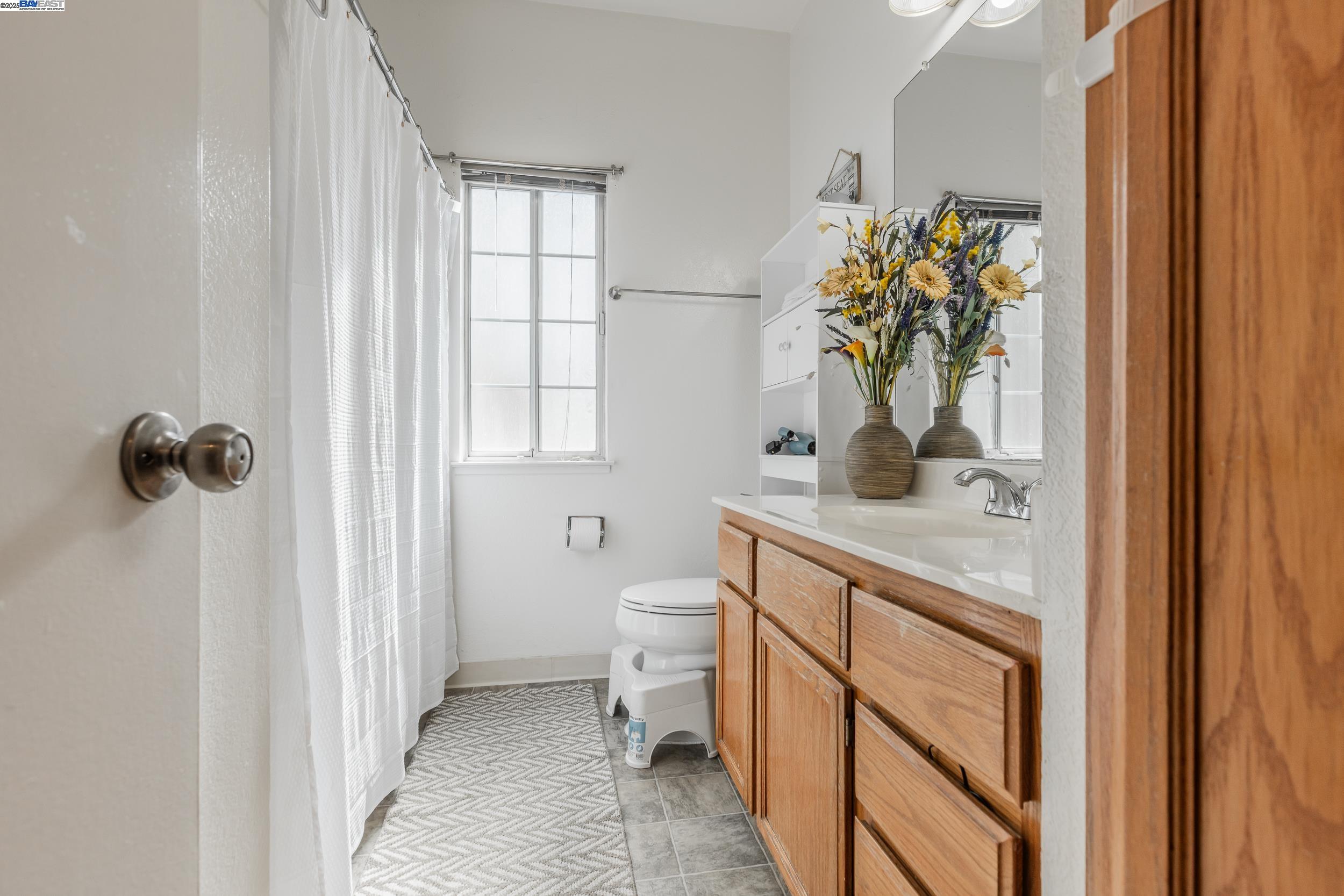 Detail Gallery Image 10 of 20 For 286 Birch Creek Dr, Pleasanton,  CA 94566 - 2 Beds | 2 Baths