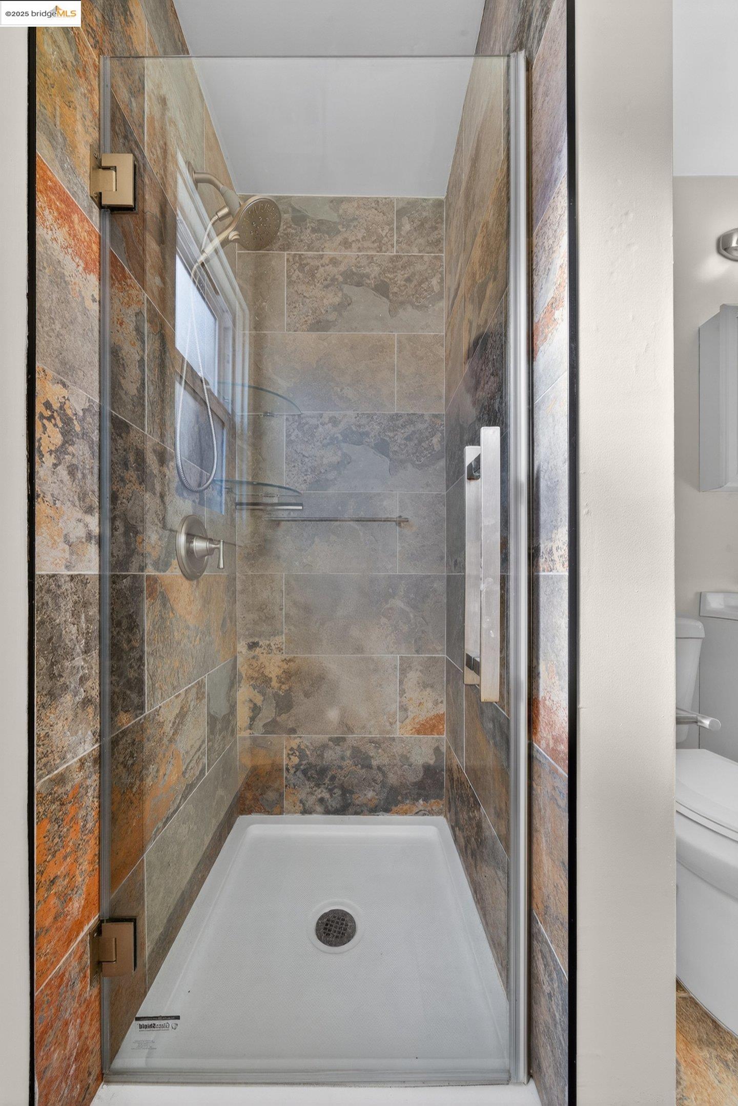 Detail Gallery Image 15 of 22 For 1408 Berkeley Way, Berkeley,  CA 94702 - 1 Beds | 1 Baths