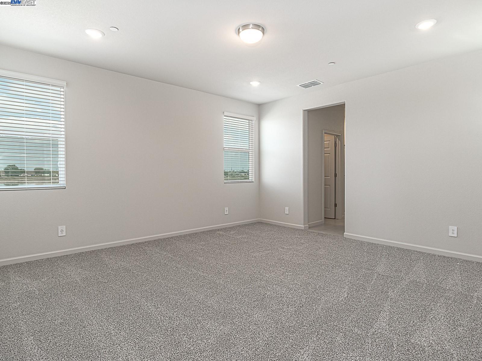 Detail Gallery Image 9 of 13 For 671 Channel Cir, Oakley,  CA 94561 - 4 Beds | 3 Baths