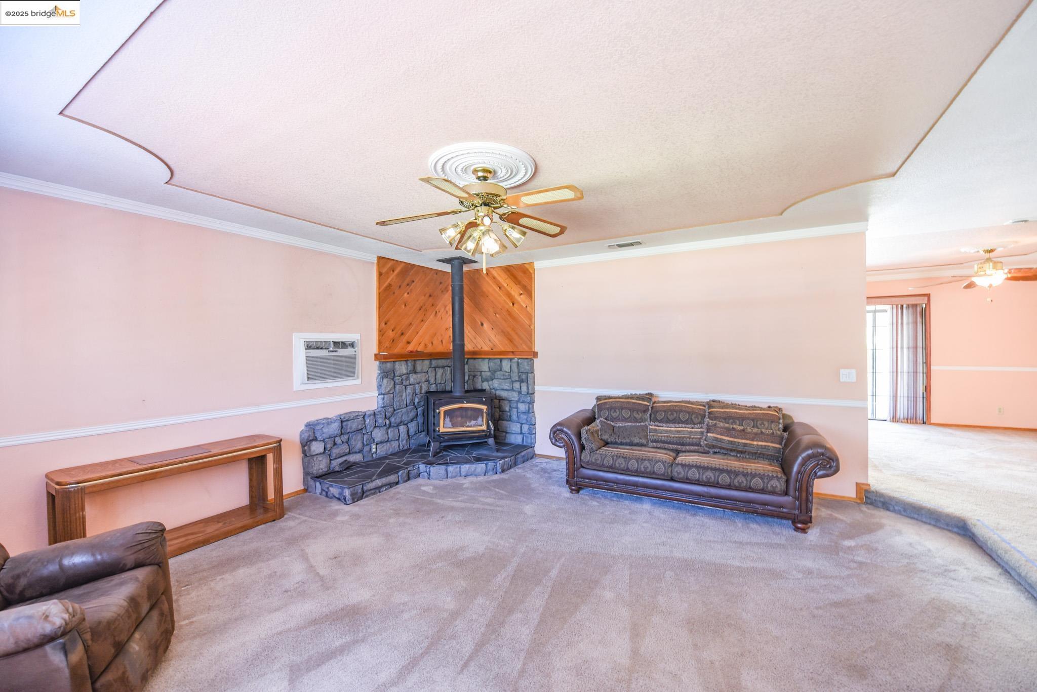 Detail Gallery Image 15 of 46 For 17455 Livermore Ct., Soulsbyville,  CA 95372 - 3 Beds | 2 Baths