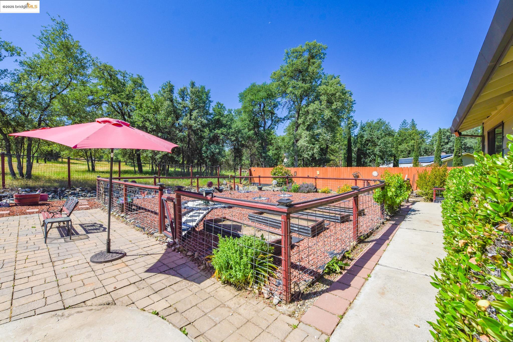 Detail Gallery Image 36 of 46 For 17455 Livermore Ct., Soulsbyville,  CA 95372 - 3 Beds | 2 Baths