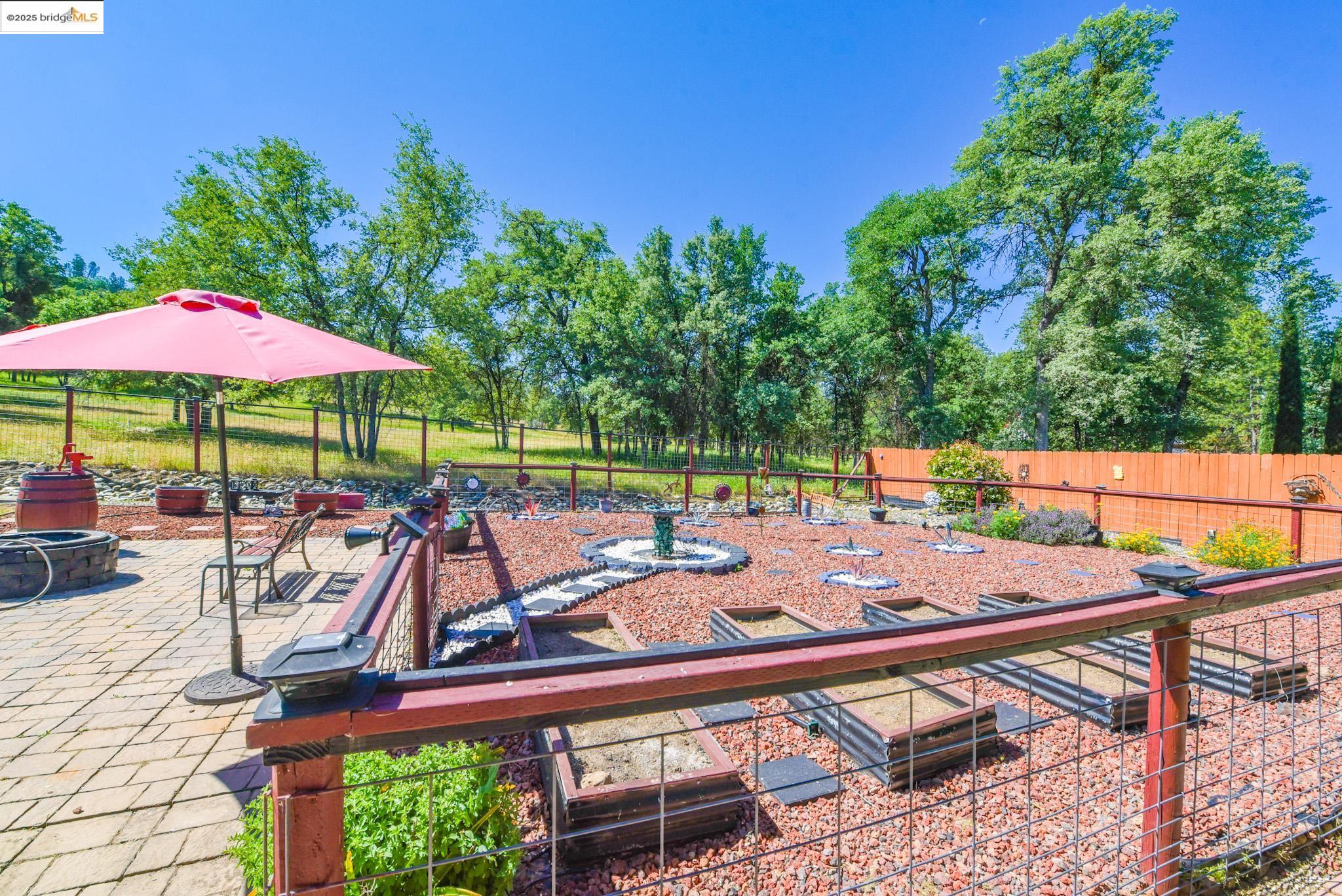 Detail Gallery Image 38 of 46 For 17455 Livermore Ct., Soulsbyville,  CA 95372 - 3 Beds | 2 Baths