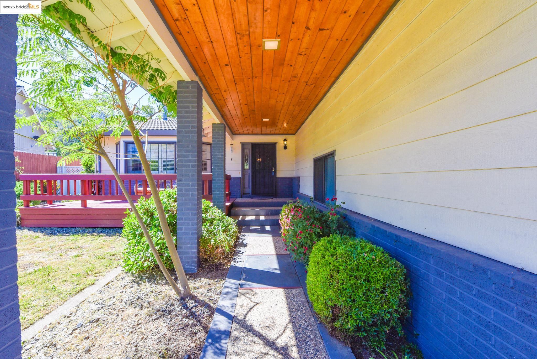 Detail Gallery Image 8 of 46 For 17455 Livermore Ct., Soulsbyville,  CA 95372 - 3 Beds | 2 Baths