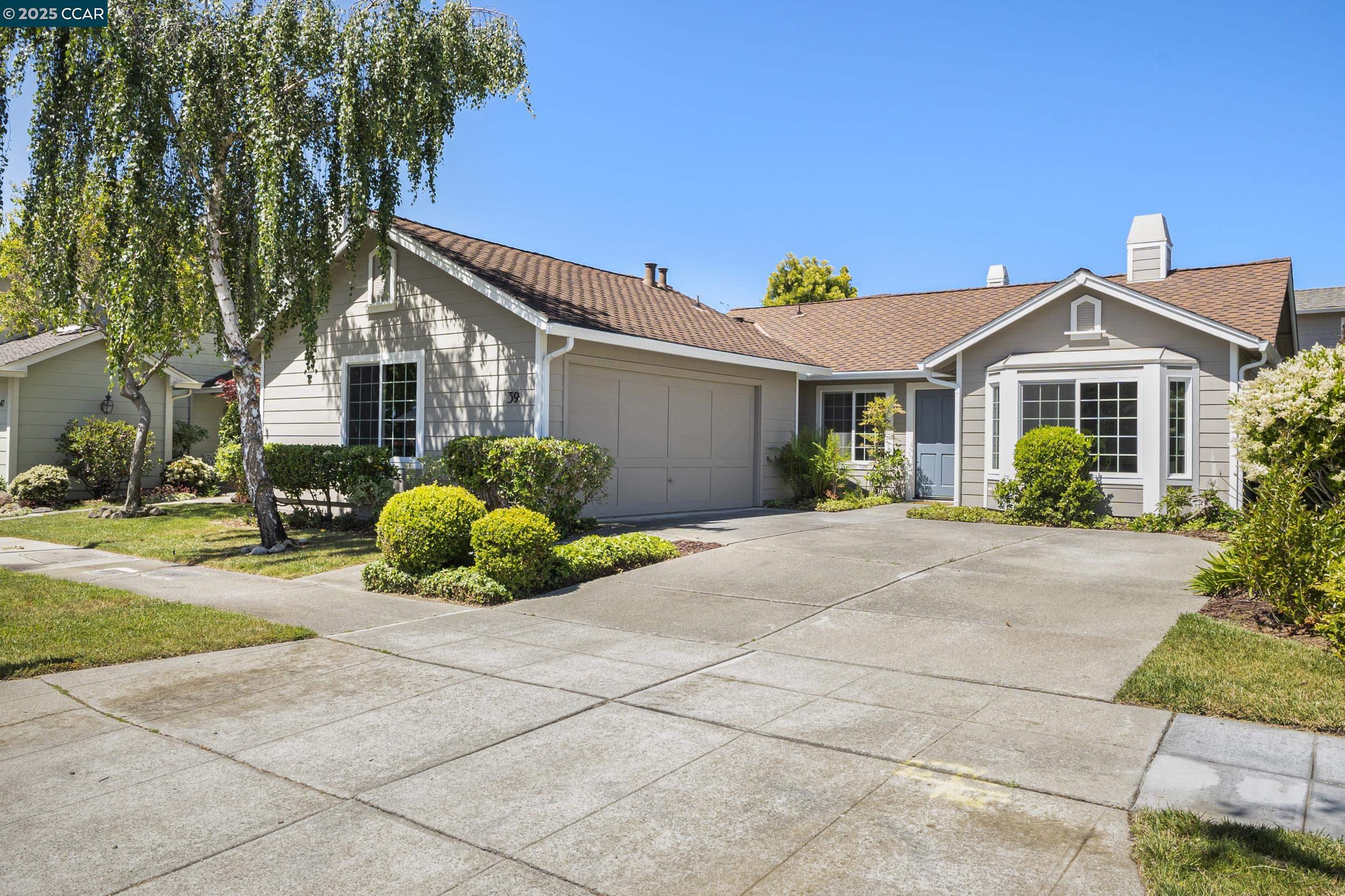 Detail Gallery Image 1 of 40 For 39 Crane Ct, Alameda,  CA 94502 - 3 Beds | 2 Baths