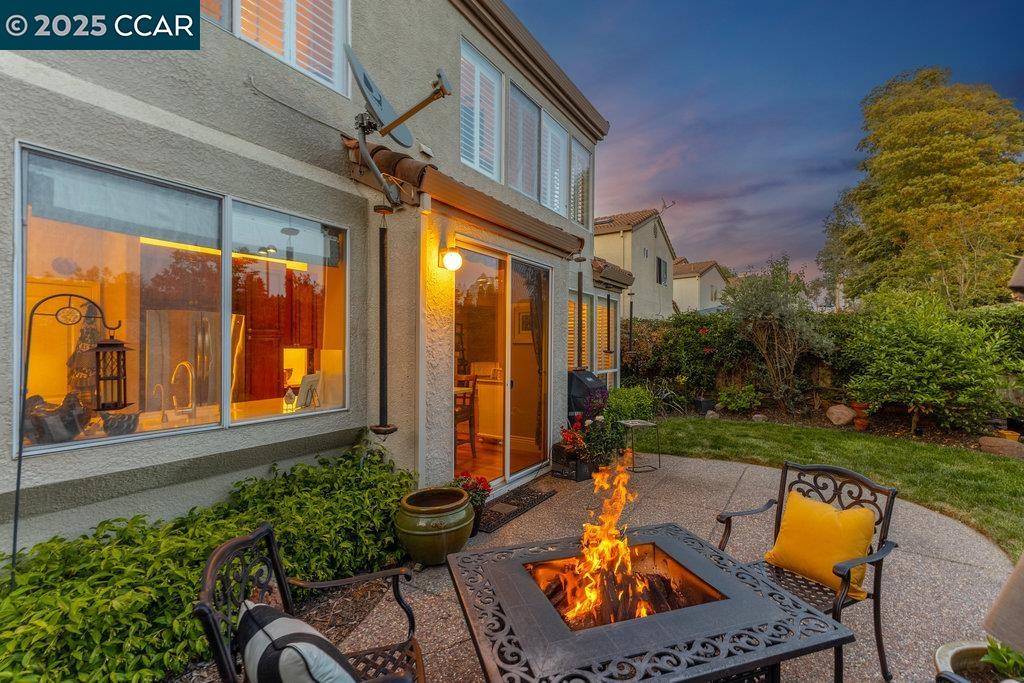 Detail Gallery Image 28 of 35 For 1086 Vista Pointe Cir, San Ramon,  CA 94582 - 4 Beds | 3 Baths