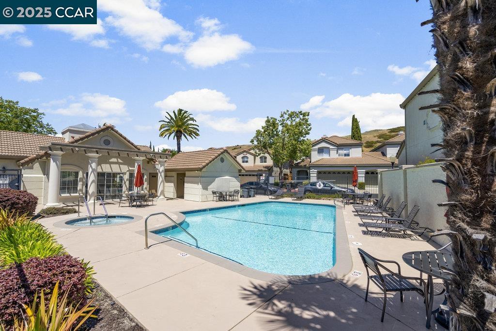 Detail Gallery Image 32 of 35 For 1086 Vista Pointe Cir, San Ramon,  CA 94582 - 4 Beds | 3 Baths