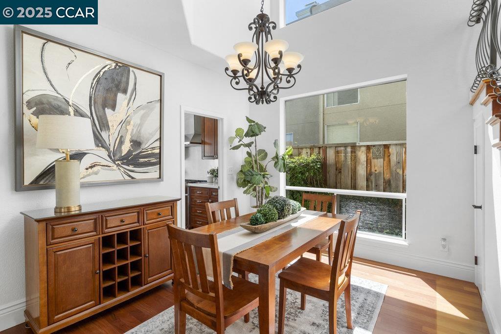 Detail Gallery Image 8 of 35 For 1086 Vista Pointe Cir, San Ramon,  CA 94582 - 4 Beds | 3 Baths