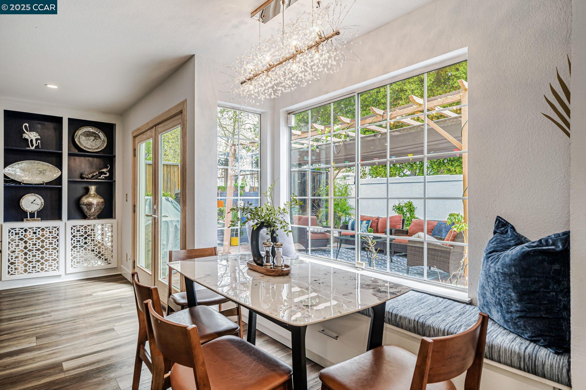 Detail Gallery Image 11 of 47 For 231 Firethorn Ct, San Ramon,  CA 94582 - 4 Beds | 3 Baths