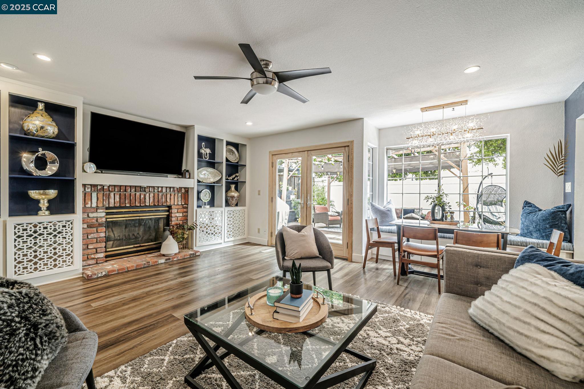 Detail Gallery Image 15 of 47 For 231 Firethorn Ct, San Ramon,  CA 94582 - 4 Beds | 3 Baths