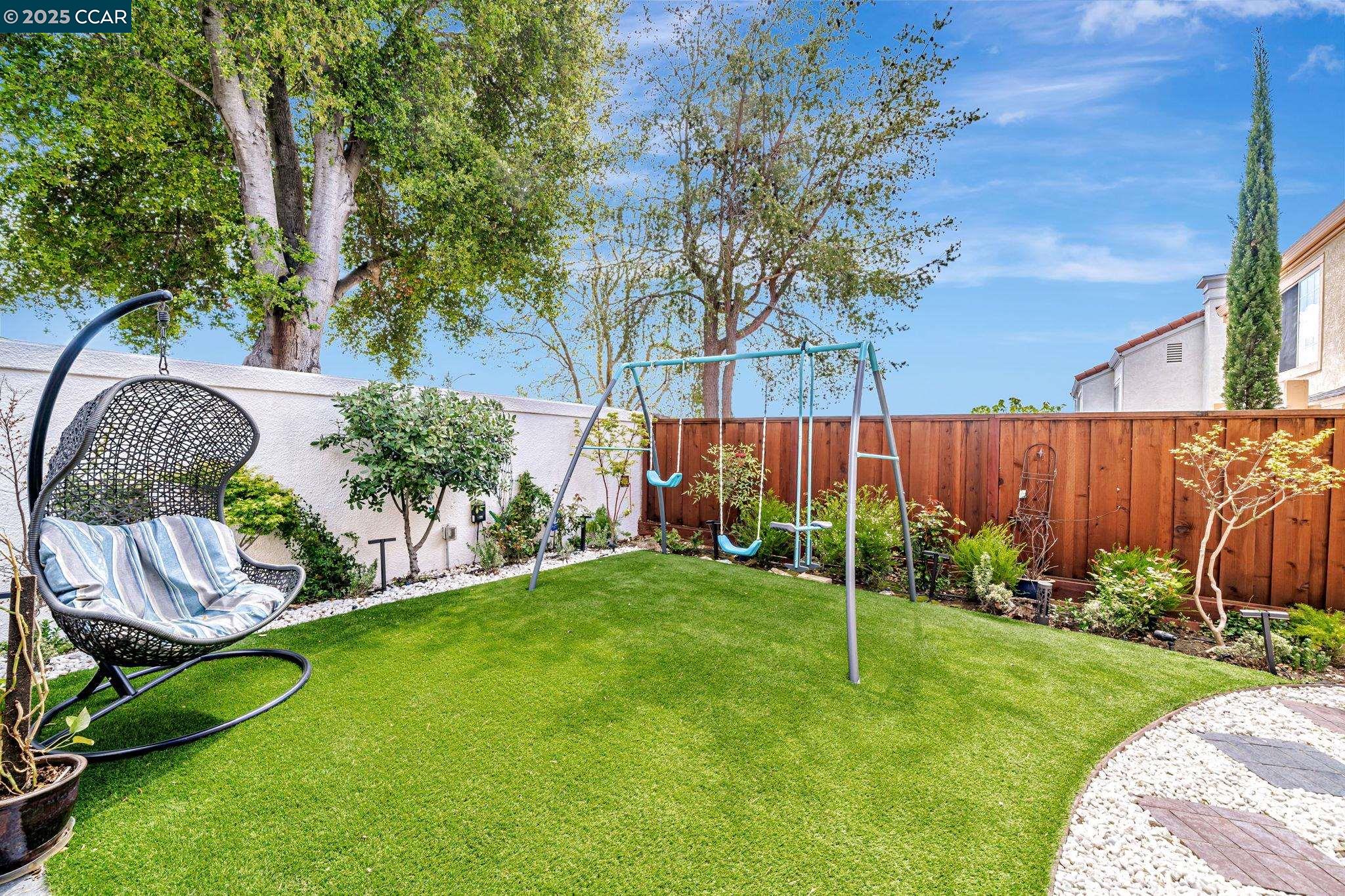 Detail Gallery Image 38 of 47 For 231 Firethorn Ct, San Ramon,  CA 94582 - 4 Beds | 3 Baths