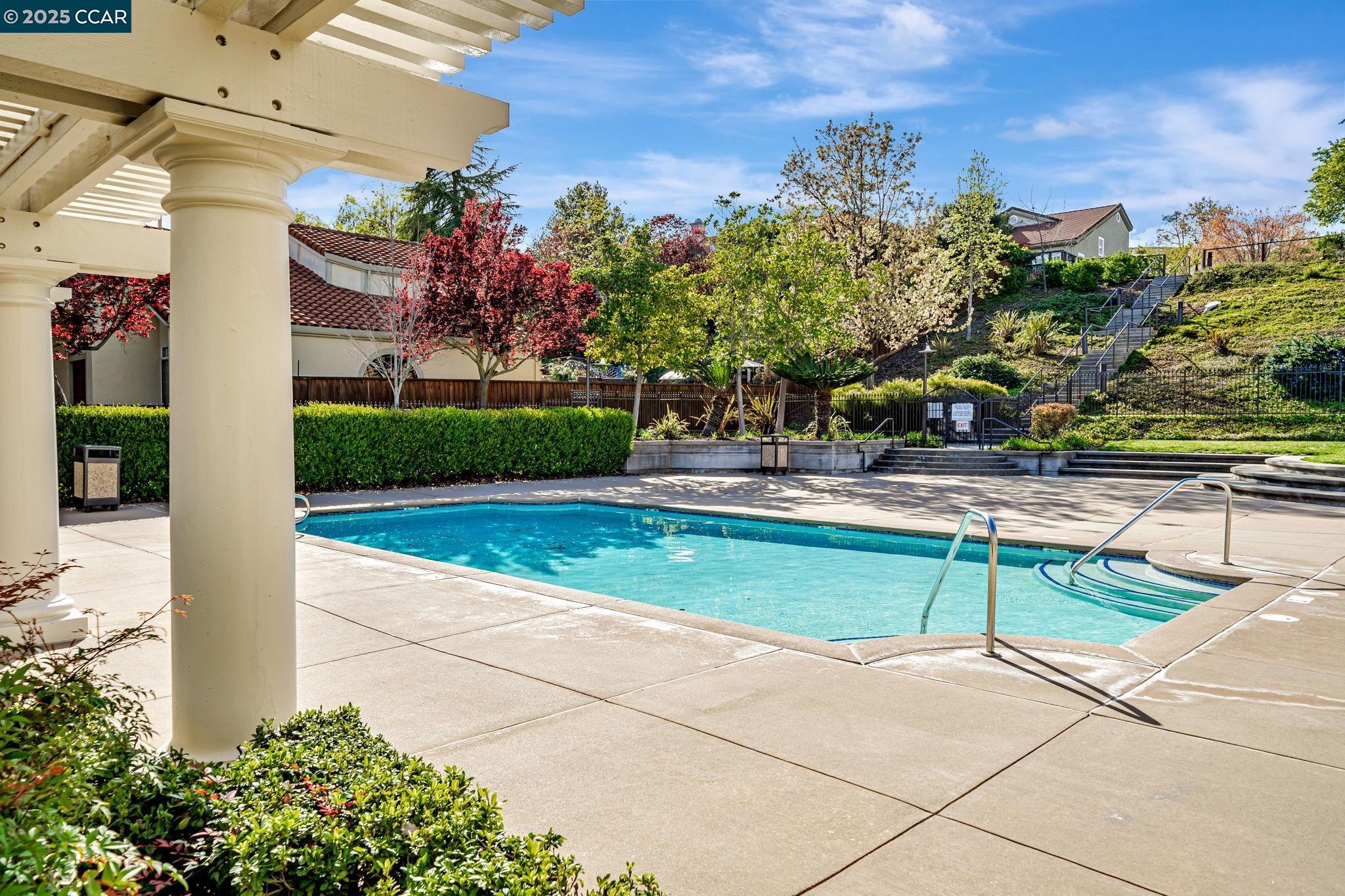 Detail Gallery Image 39 of 47 For 231 Firethorn Ct, San Ramon,  CA 94582 - 4 Beds | 3 Baths
