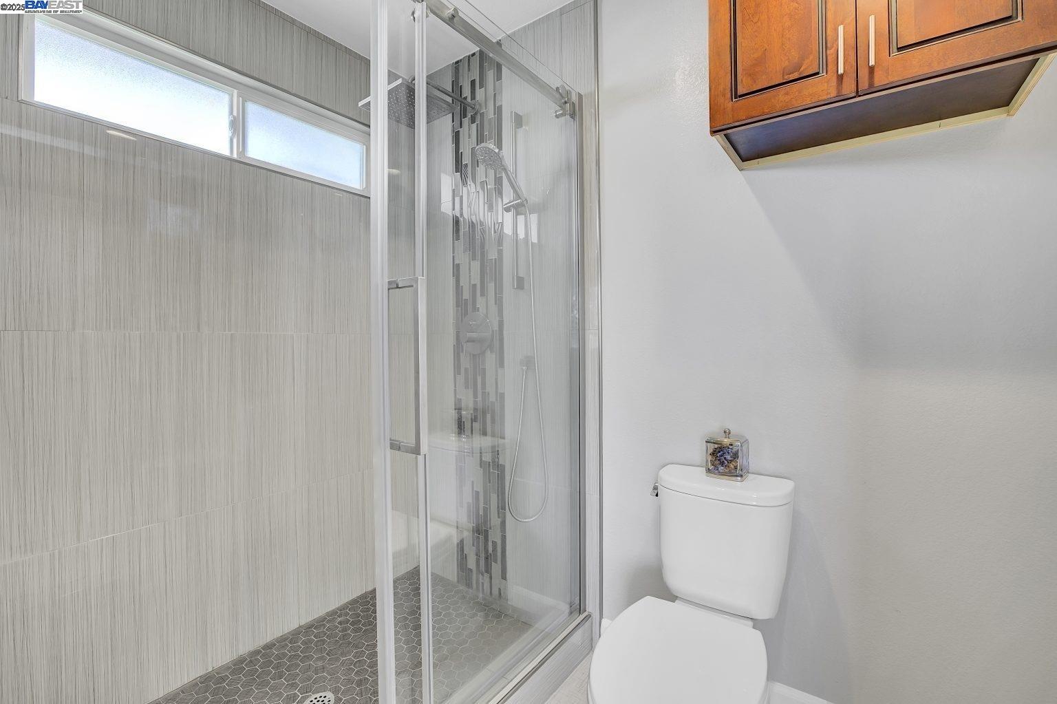 Detail Gallery Image 19 of 29 For 33019 Brockway St, Union City,  CA 94587 - 4 Beds | 2/1 Baths