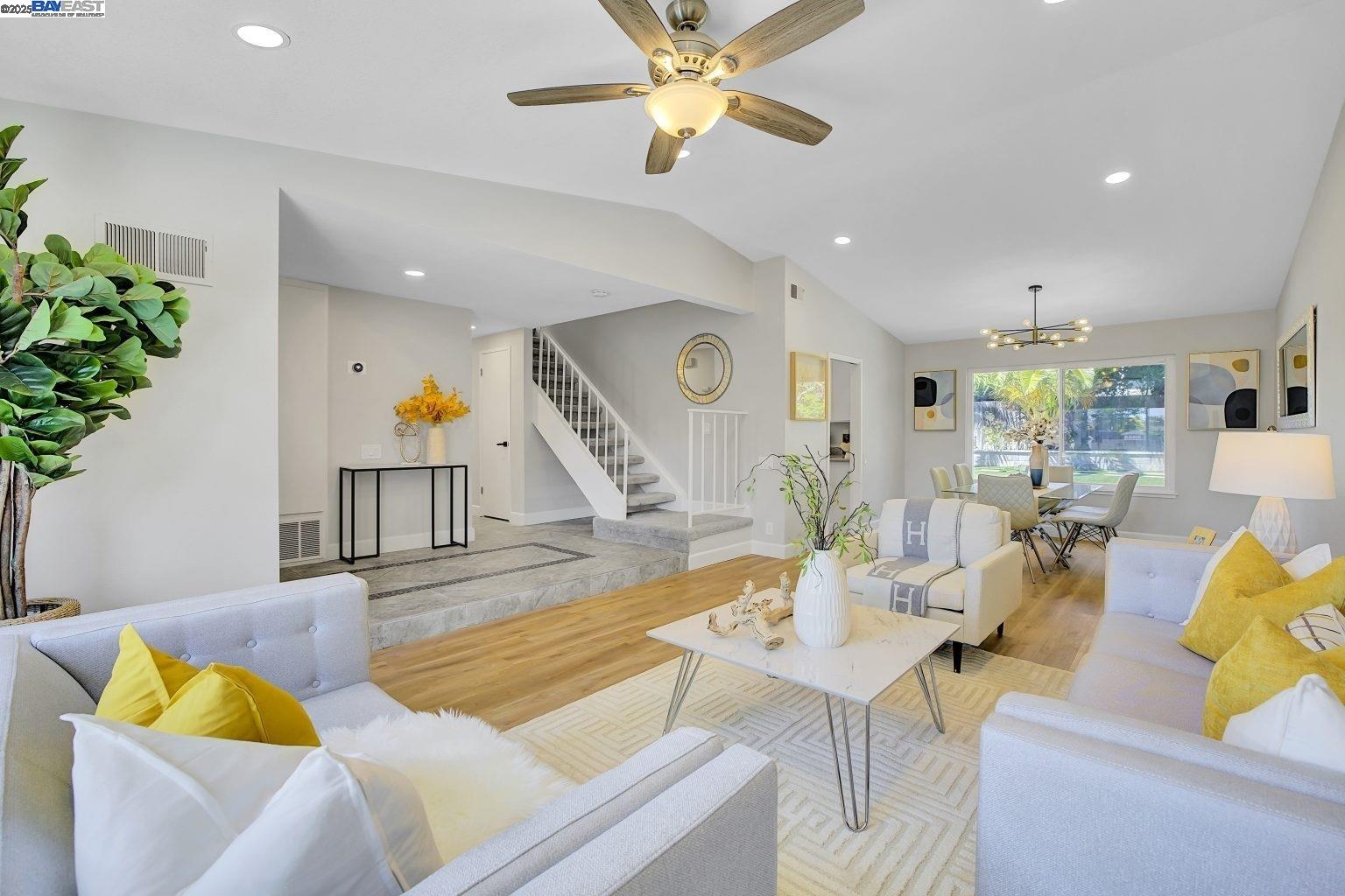 Detail Gallery Image 3 of 29 For 33019 Brockway St, Union City,  CA 94587 - 4 Beds | 2/1 Baths