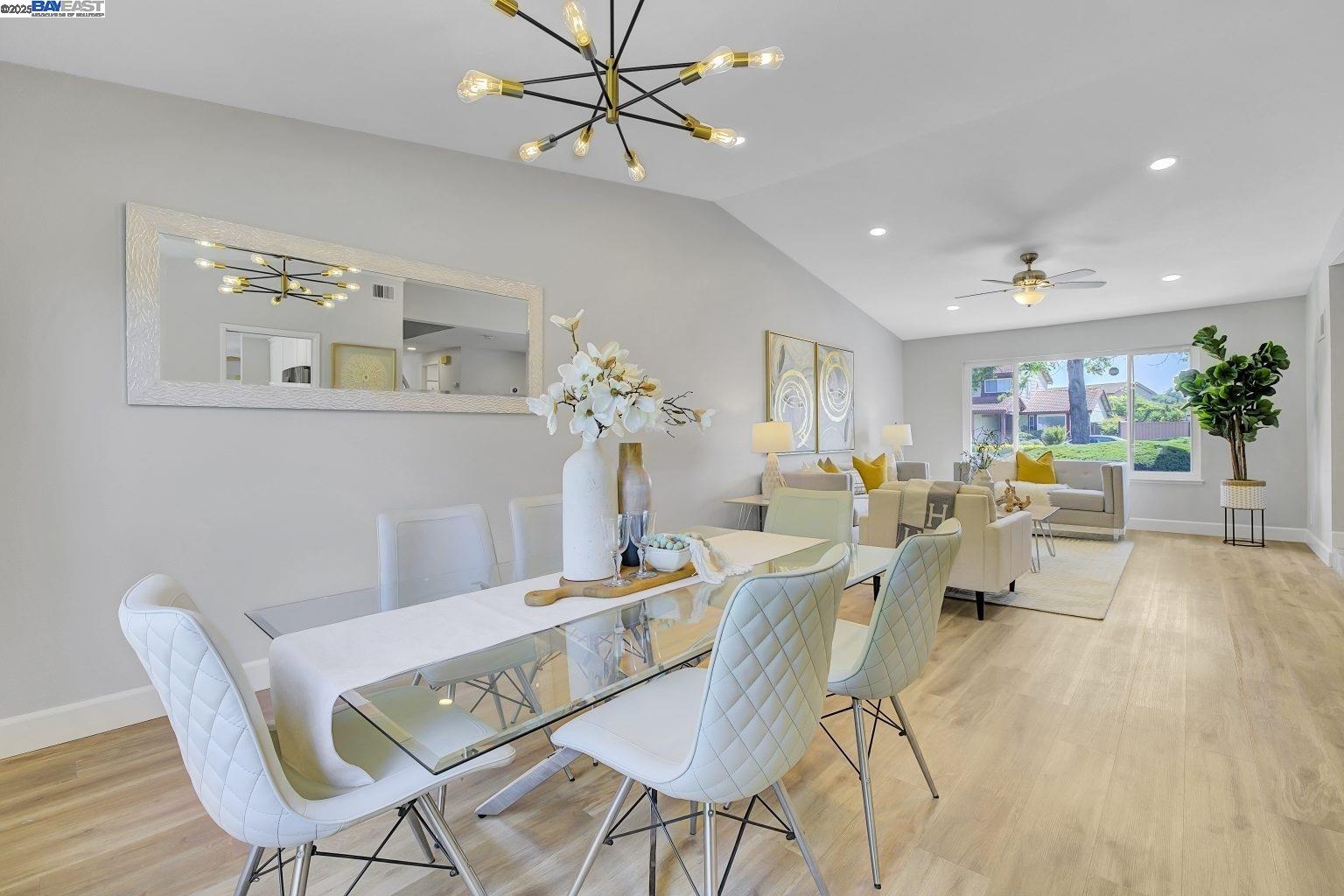Detail Gallery Image 5 of 29 For 33019 Brockway St, Union City,  CA 94587 - 4 Beds | 2/1 Baths