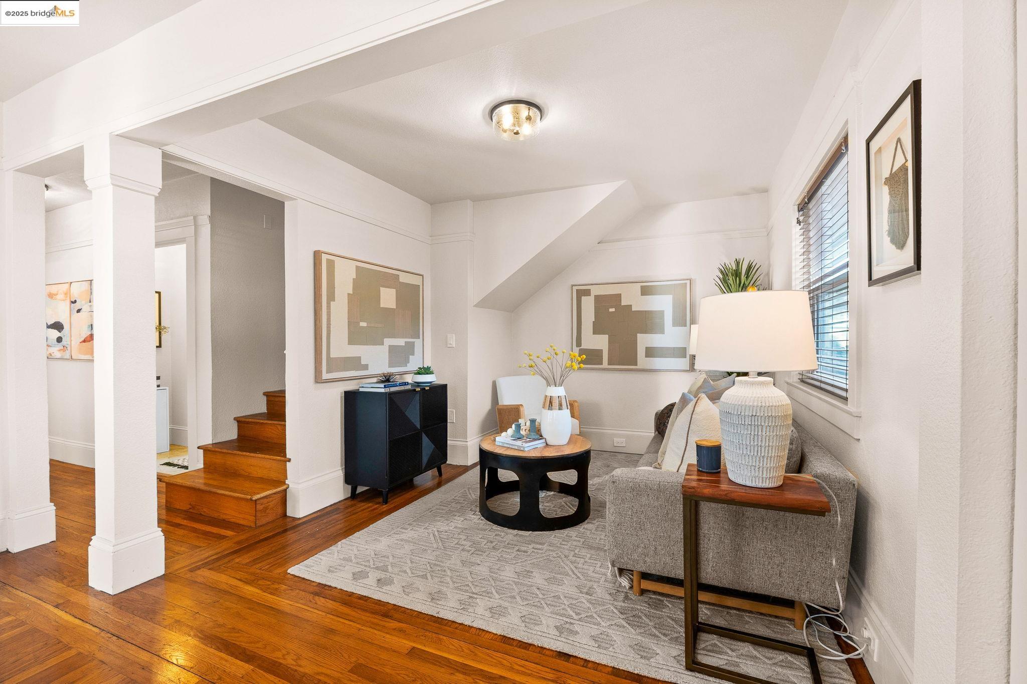 Detail Gallery Image 11 of 48 For 6021 Monadnock Way, Oakland,  CA 94605 - 3 Beds | 2 Baths