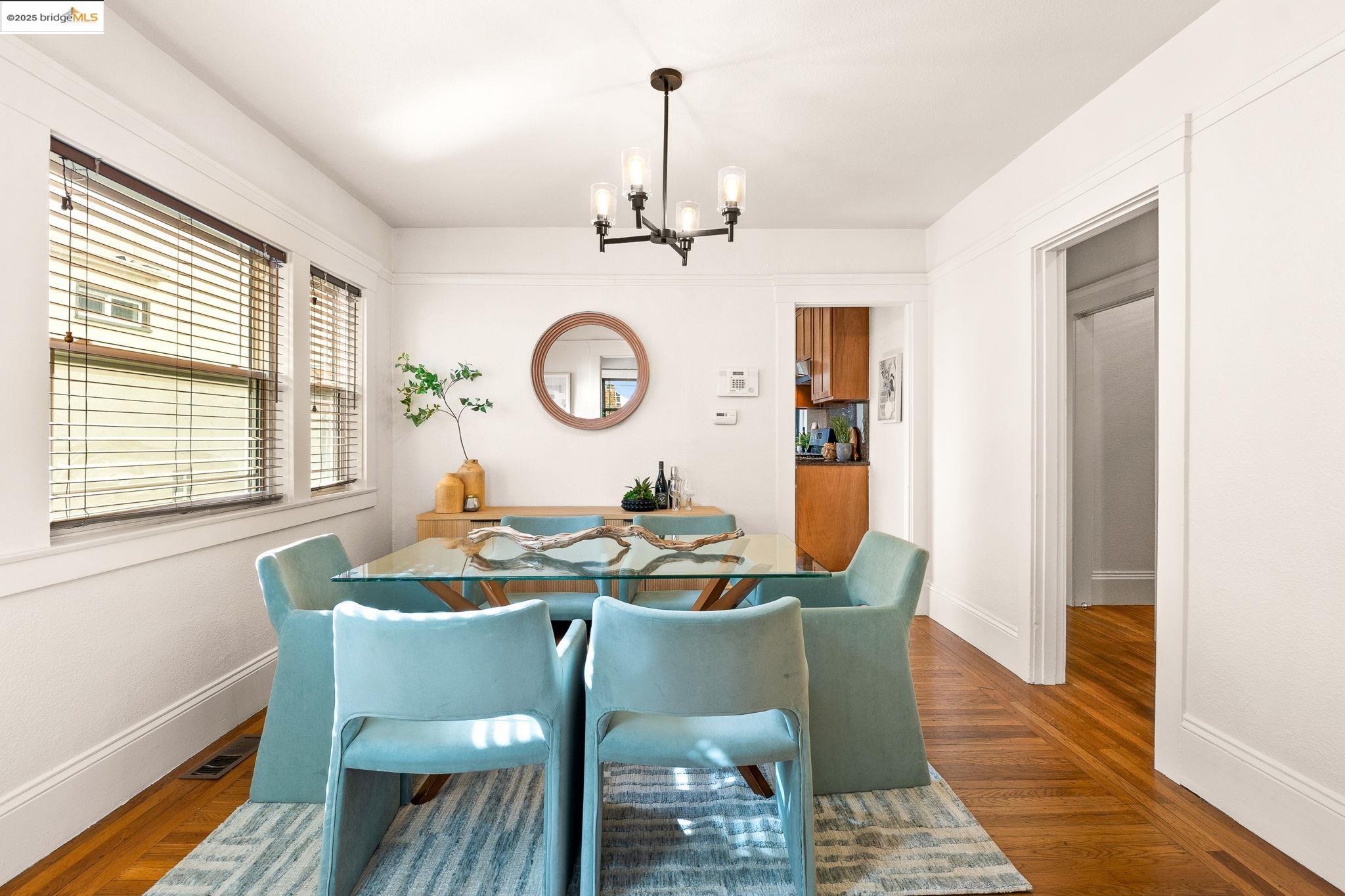 Detail Gallery Image 15 of 48 For 6021 Monadnock Way, Oakland,  CA 94605 - 3 Beds | 2 Baths