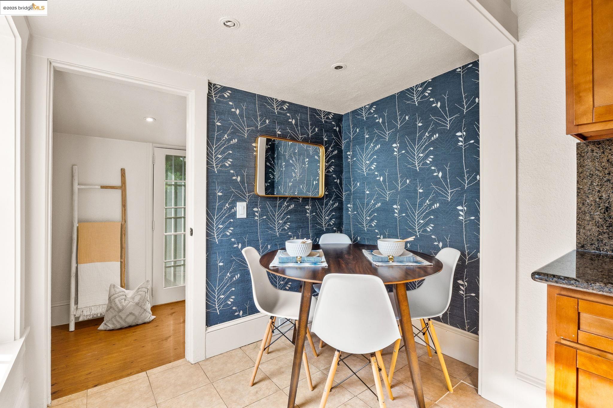 Detail Gallery Image 22 of 48 For 6021 Monadnock Way, Oakland,  CA 94605 - 3 Beds | 2 Baths