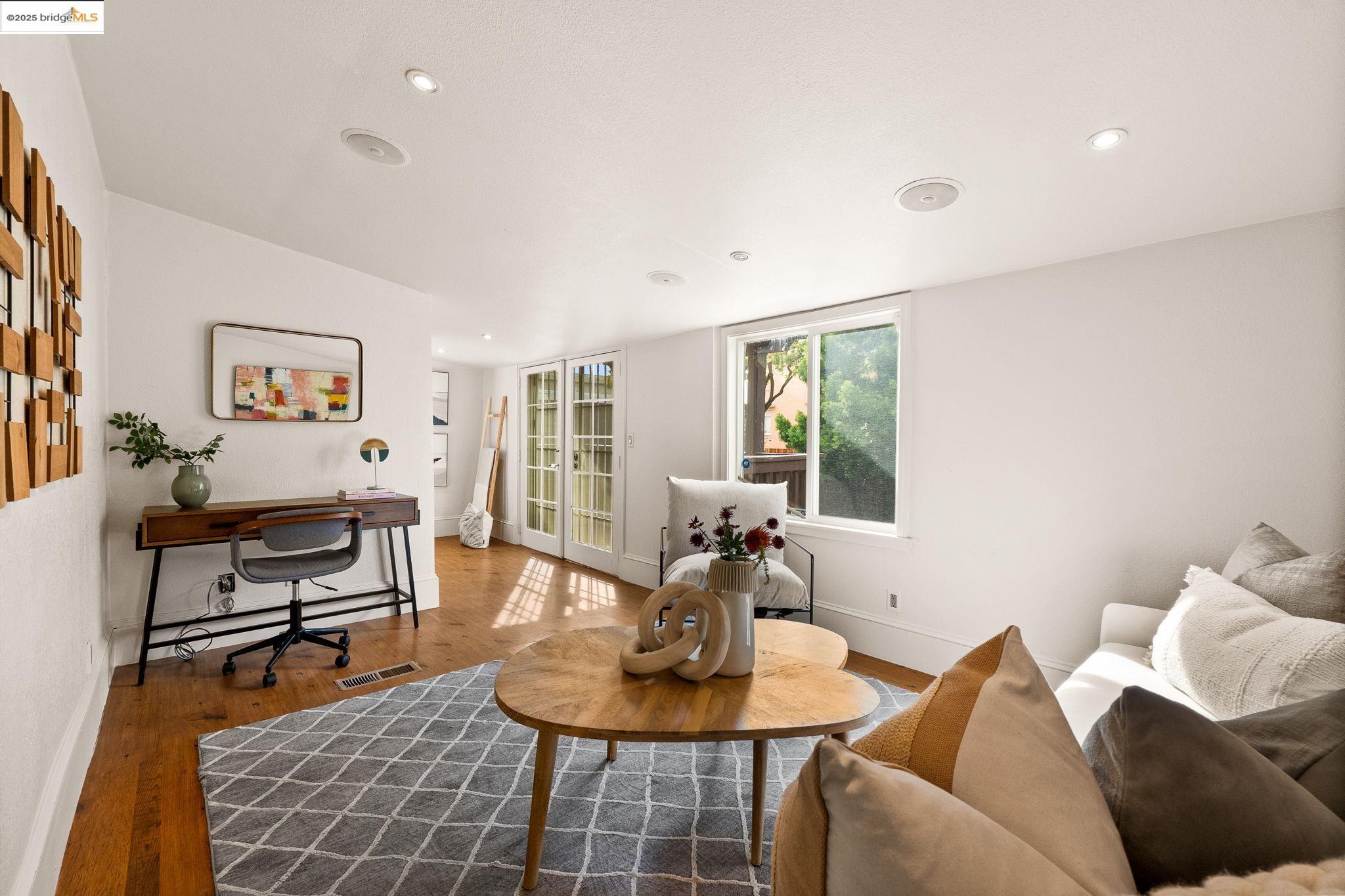 Detail Gallery Image 24 of 48 For 6021 Monadnock Way, Oakland,  CA 94605 - 3 Beds | 2 Baths