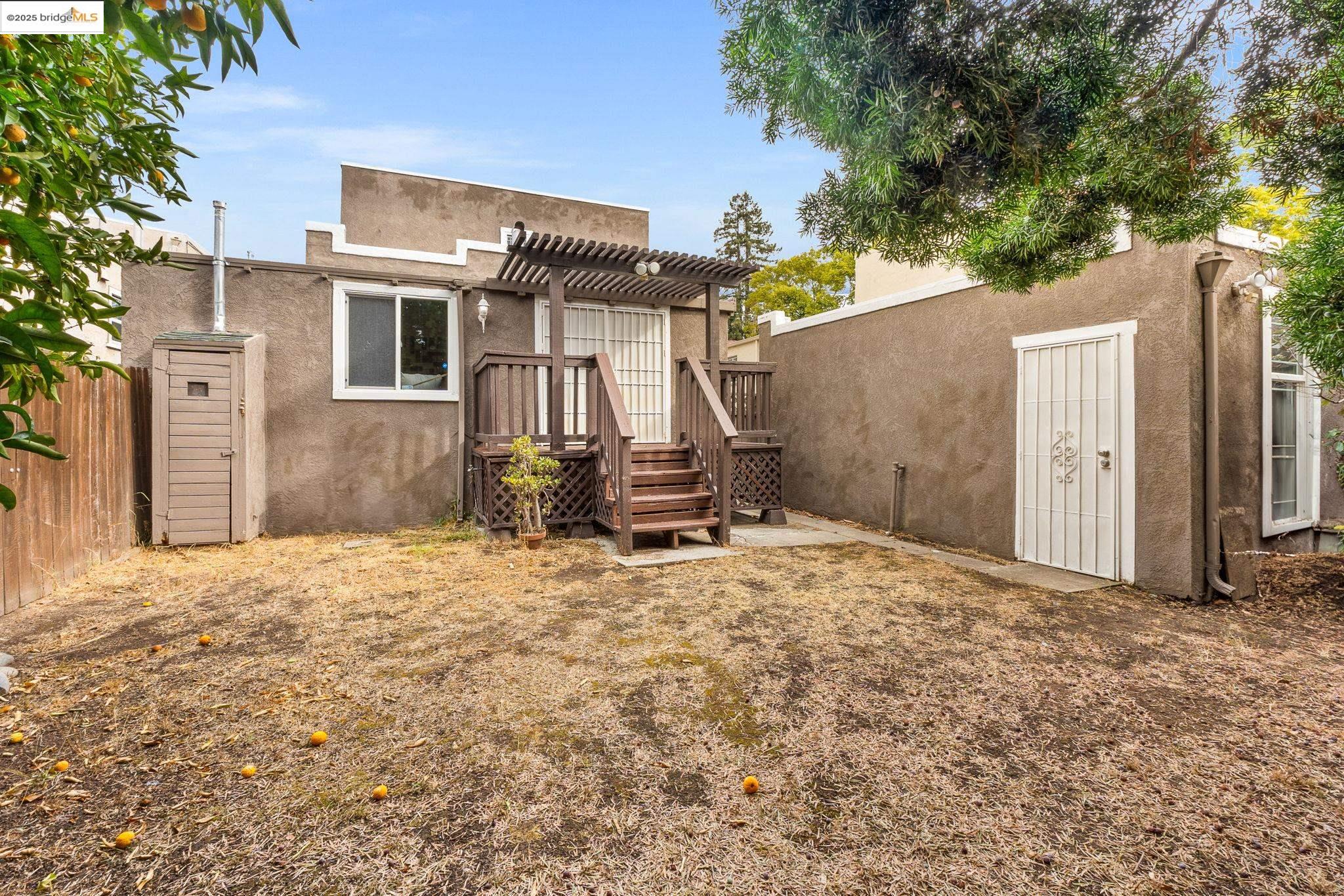 Detail Gallery Image 43 of 48 For 6021 Monadnock Way, Oakland,  CA 94605 - 3 Beds | 2 Baths