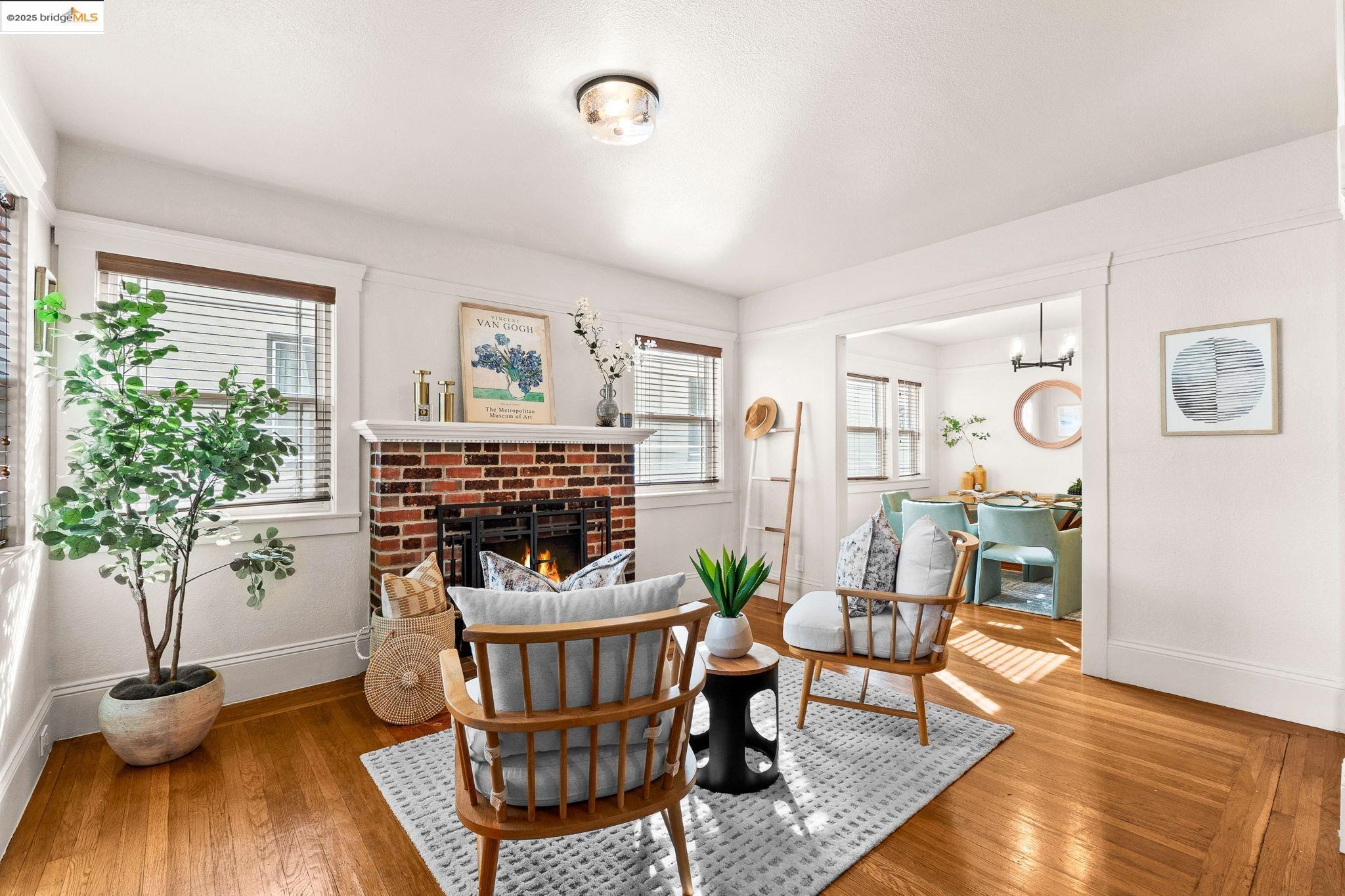 Detail Gallery Image 6 of 48 For 6021 Monadnock Way, Oakland,  CA 94605 - 3 Beds | 2 Baths