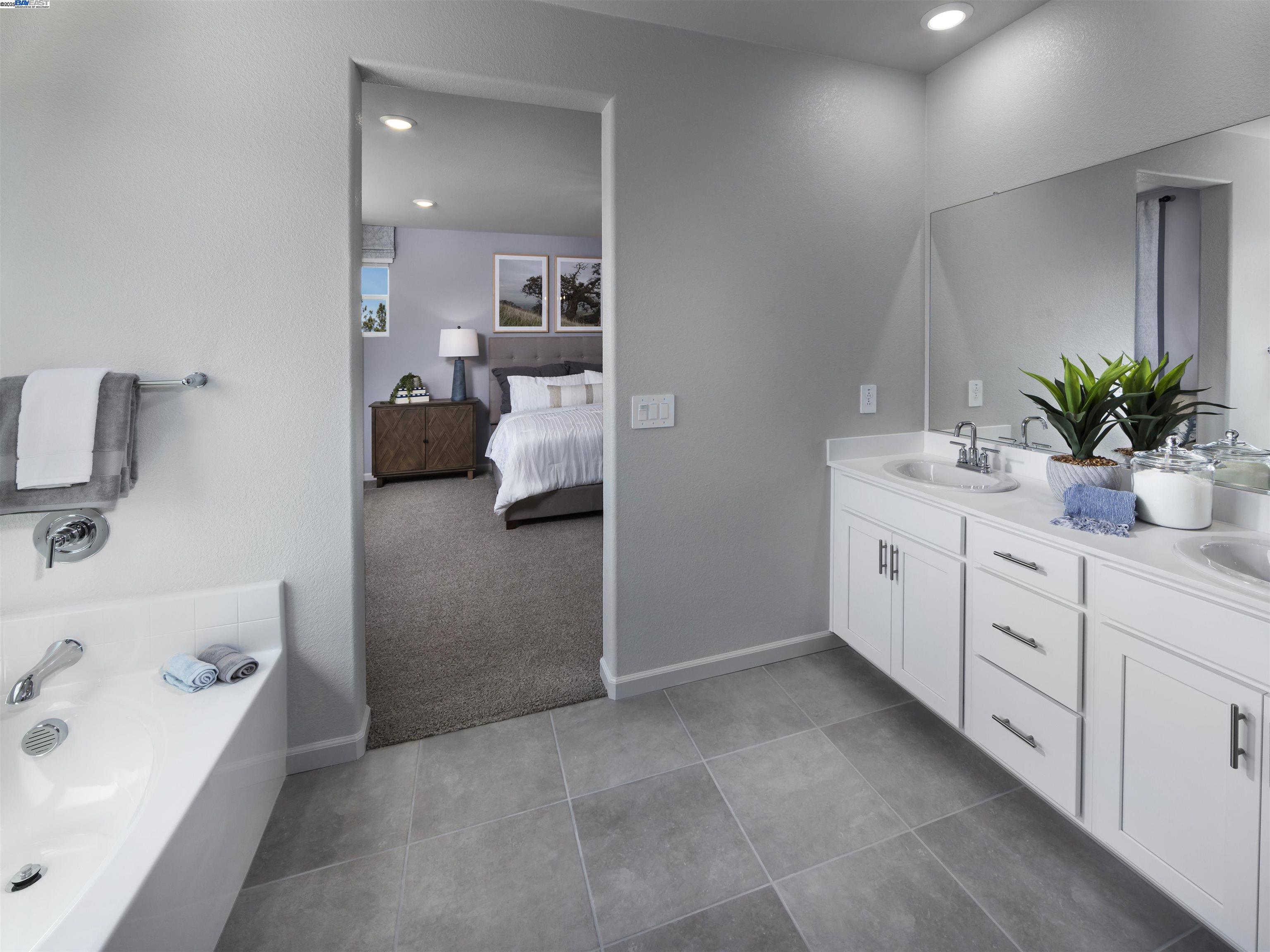 Detail Gallery Image 10 of 13 For 667 Channel Cir, Oakley,  CA 94561 - 4 Beds | 3 Baths