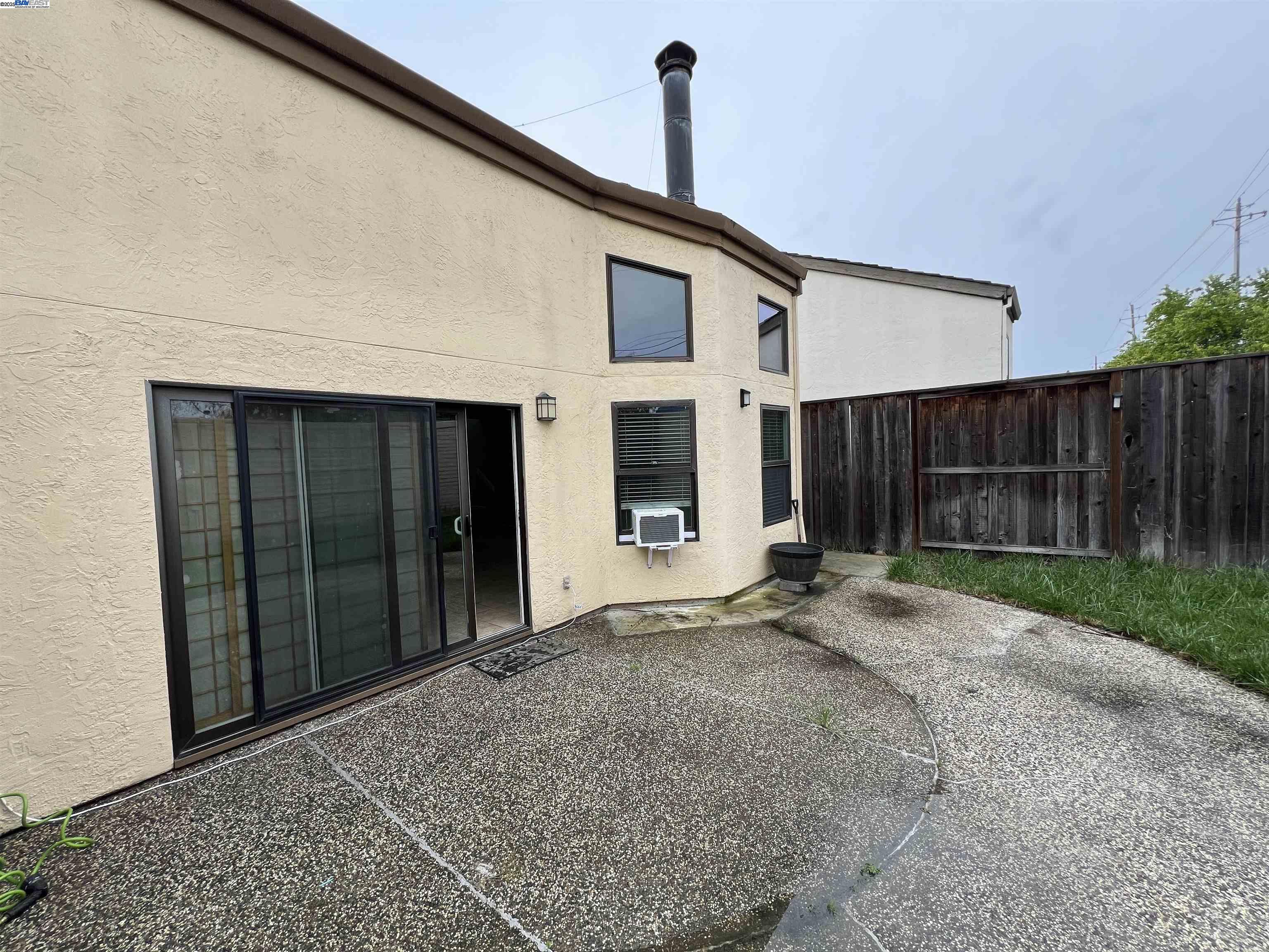 Detail Gallery Image 21 of 21 For 34930 Sea Cliff Ter, Fremont,  CA 94555 - 3 Beds | 2/1 Baths