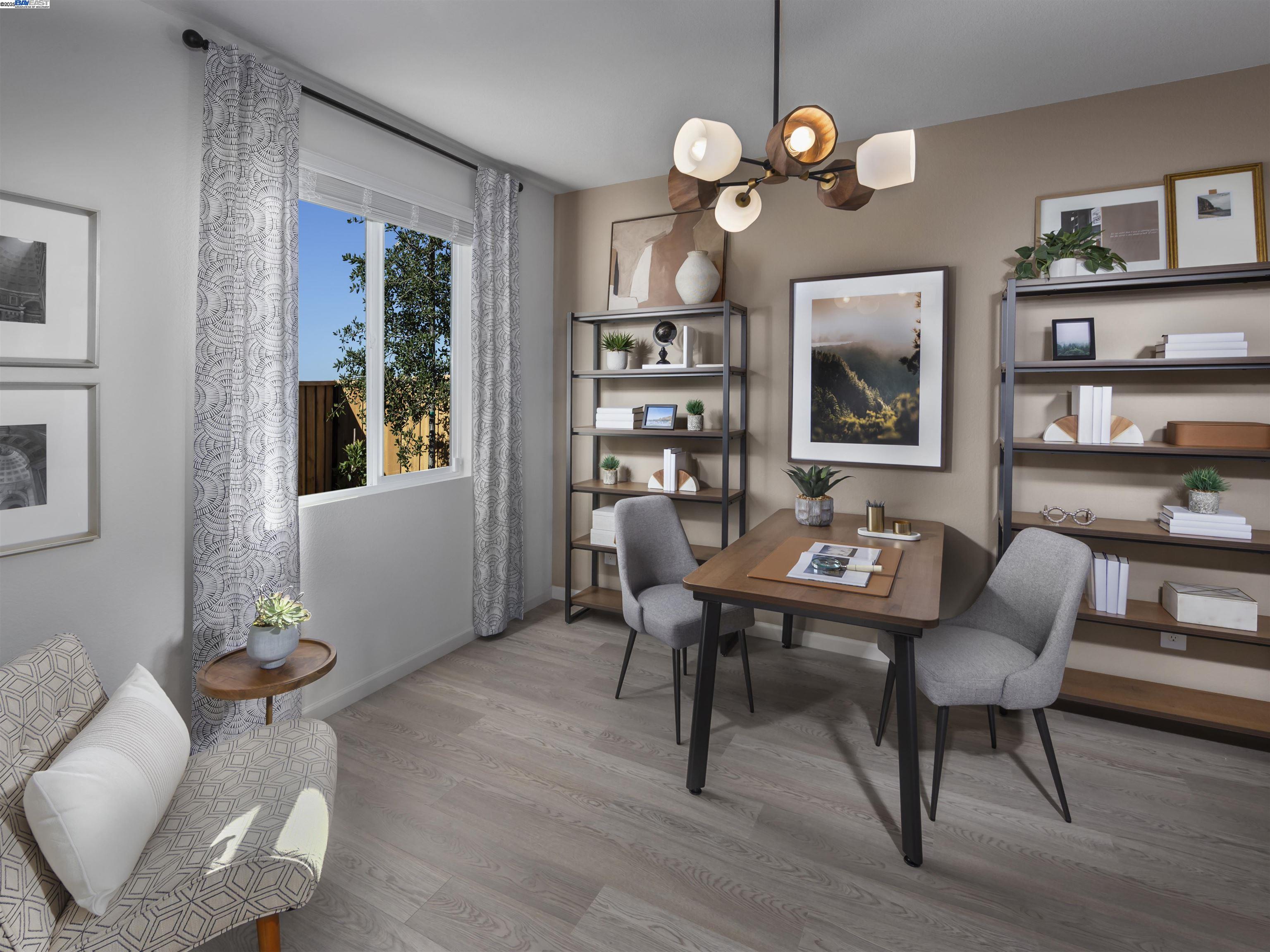 Detail Gallery Image 10 of 12 For 655 Channel Cir, Oakley,  CA 94561 - 5 Beds | 3/1 Baths