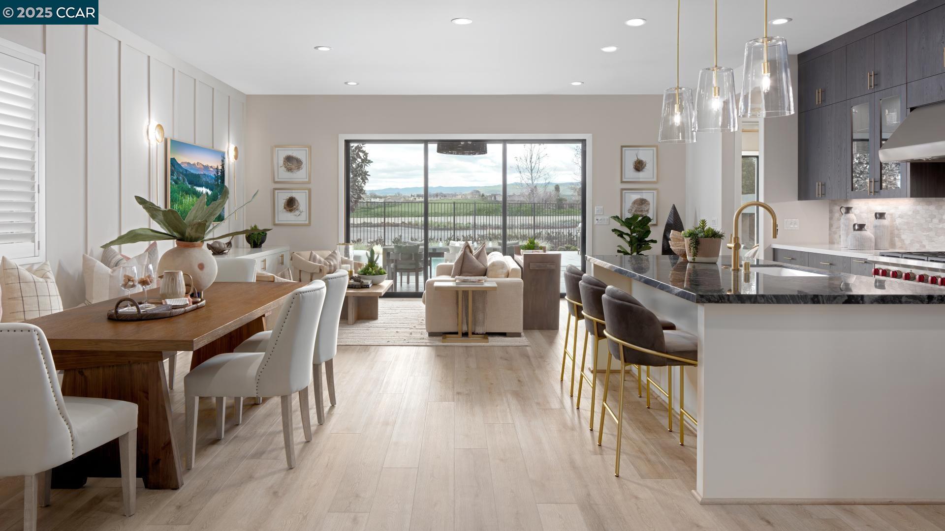 Detail Gallery Image 3 of 28 For 2848 Lakeshore Ave, Tracy,  CA 95377 - 2 Beds | 2 Baths