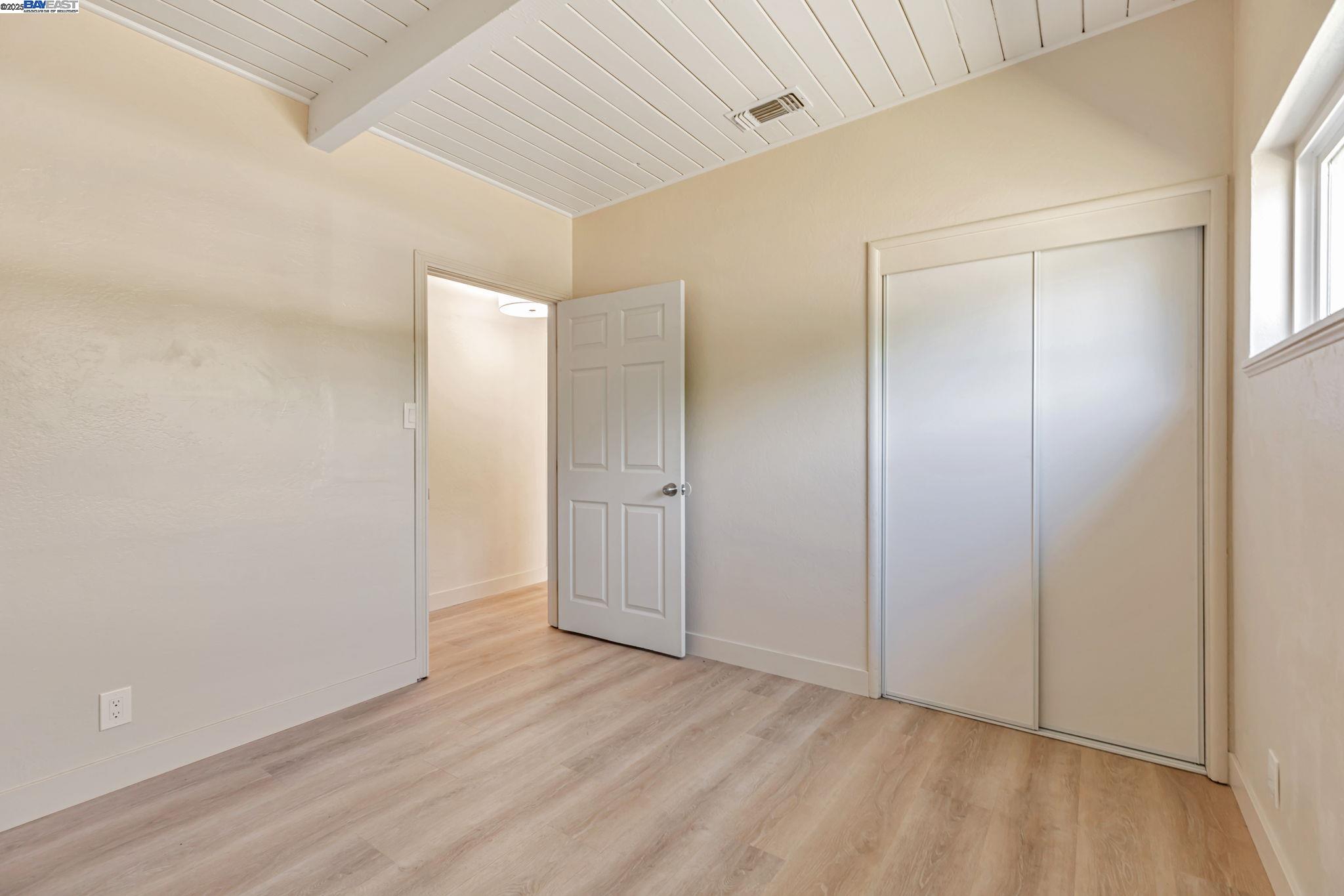 Detail Gallery Image 20 of 31 For 2221 Juanita Ln, Sacramento,  CA 95825 - 3 Beds | 2 Baths