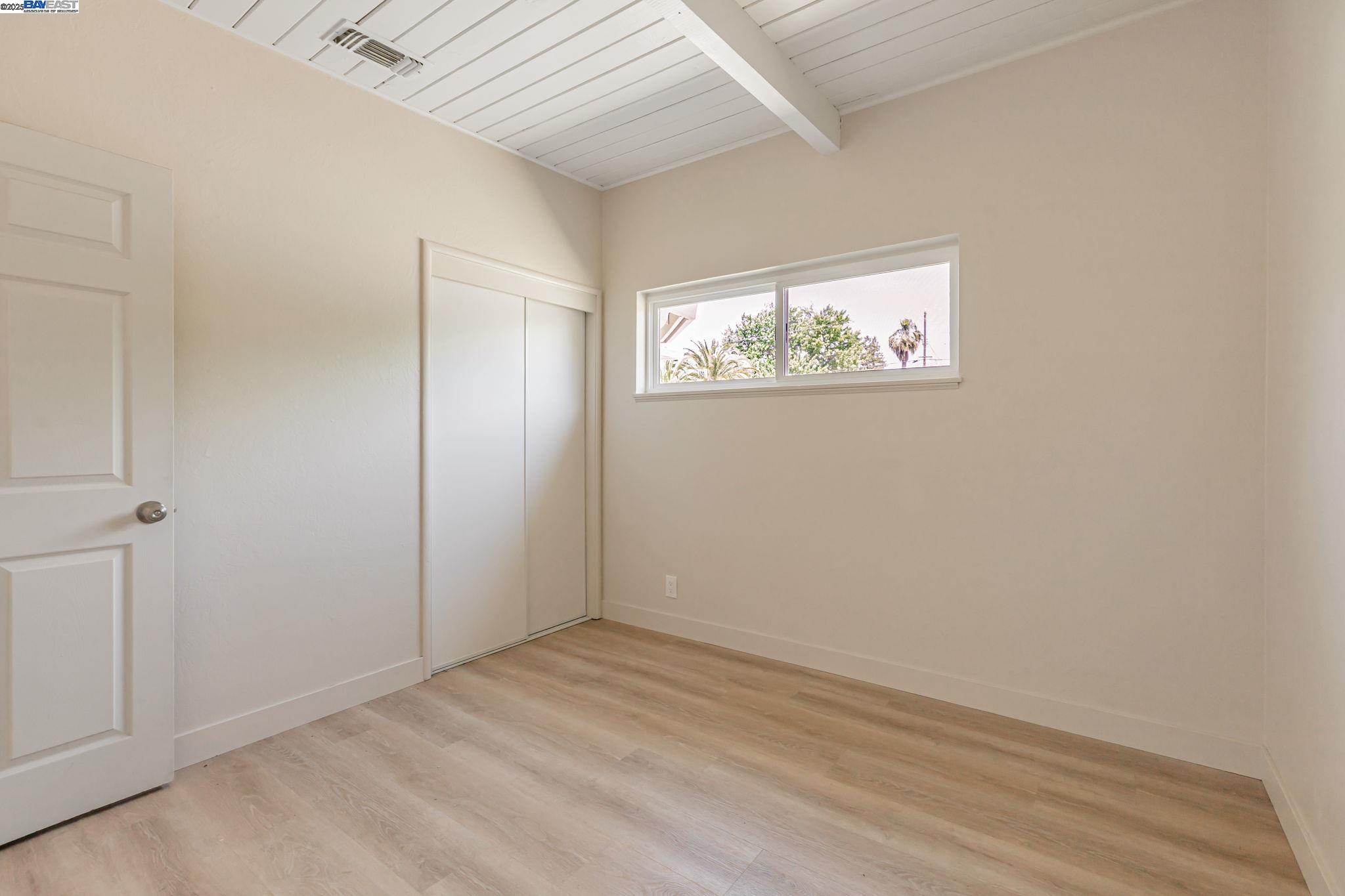 Detail Gallery Image 21 of 31 For 2221 Juanita Ln, Sacramento,  CA 95825 - 3 Beds | 2 Baths