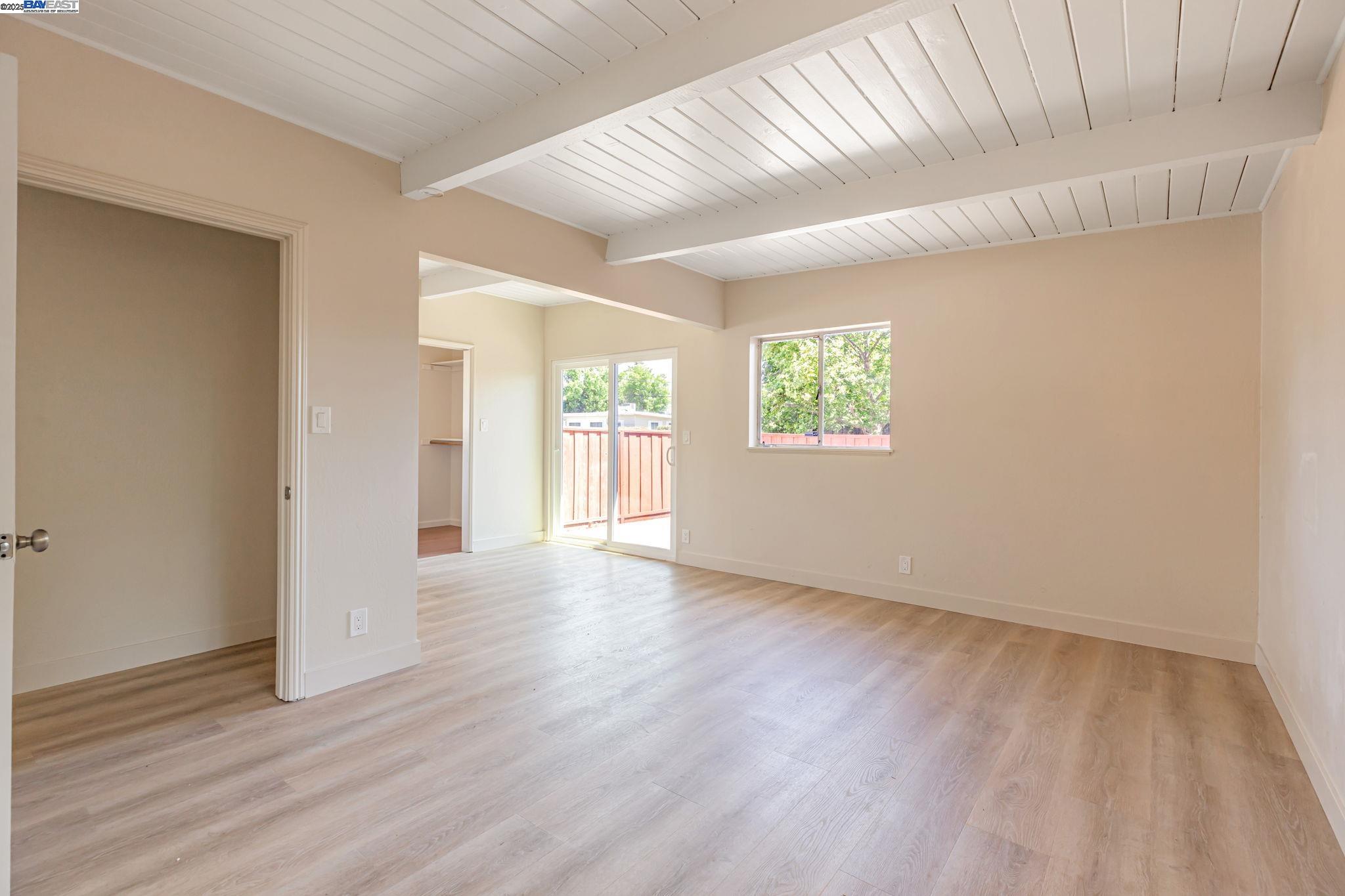 Detail Gallery Image 22 of 31 For 2221 Juanita Ln, Sacramento,  CA 95825 - 3 Beds | 2 Baths