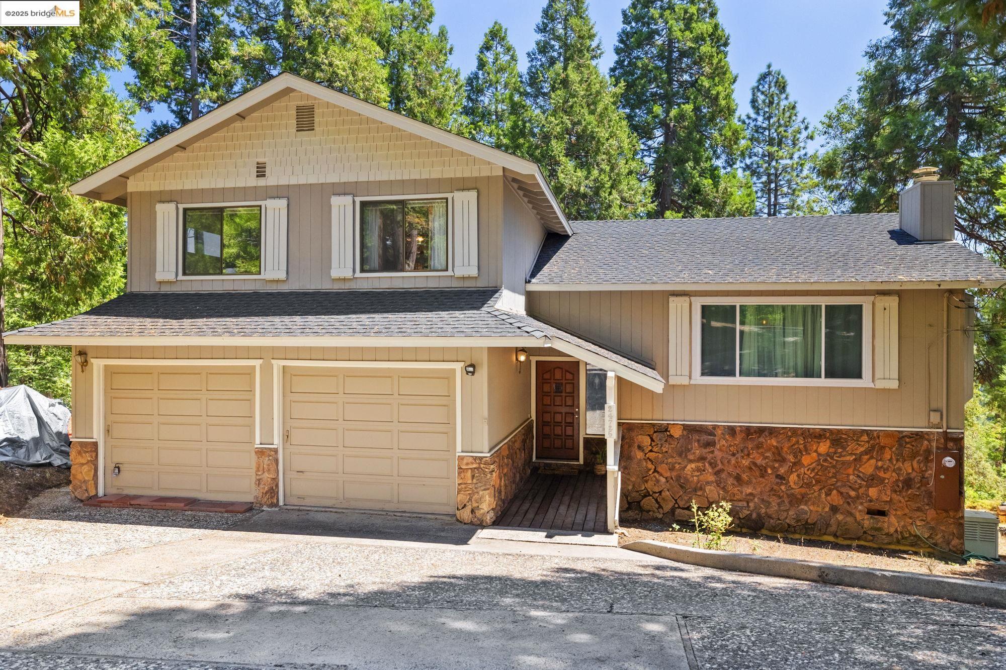 Detail Gallery Image 1 of 54 For 24725 Prospector Dr., Mi Wuk Village,  CA 95346 - 4 Beds | 3 Baths