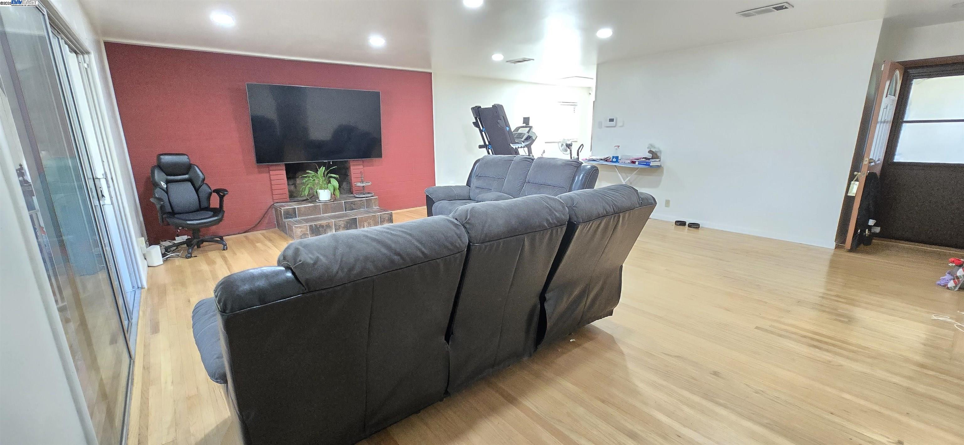 Detail Gallery Image 7 of 60 For 1661 Minnesota St, Fairfield,  CA 94533 - 3 Beds | 2 Baths