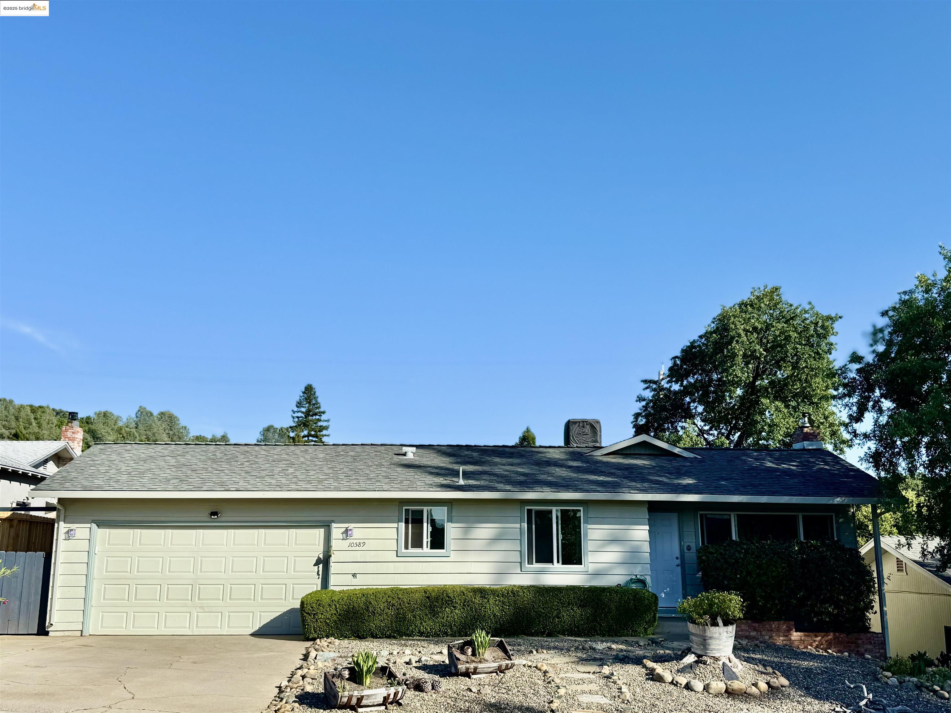 Detail Gallery Image 1 of 44 For 10589 Jim Brady Rd, Jamestown,  CA 95327 - 3 Beds | 2 Baths