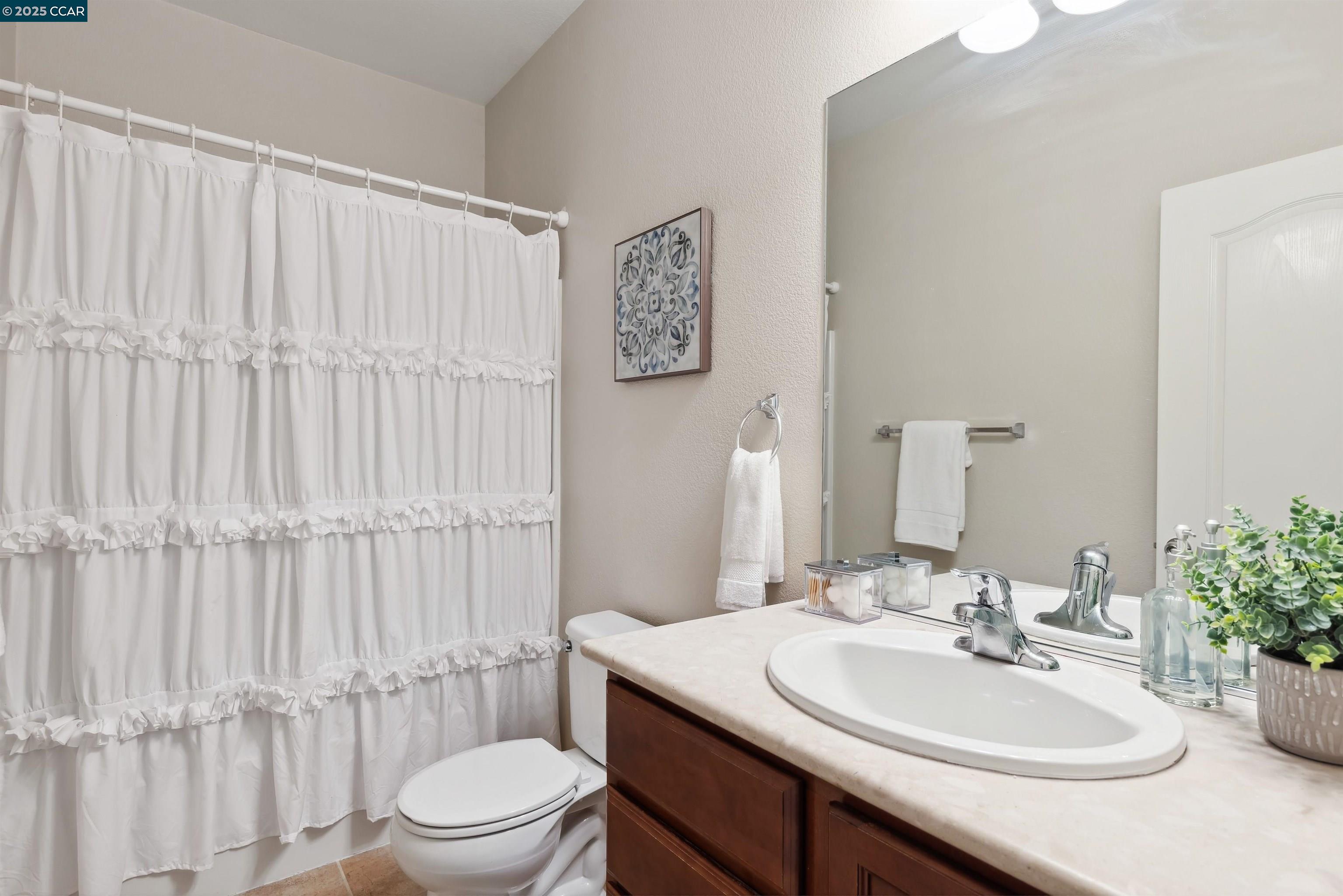 Detail Gallery Image 8 of 50 For 41 Mandrake Ct, Oakley,  CA 94561 - 5 Beds | 3 Baths