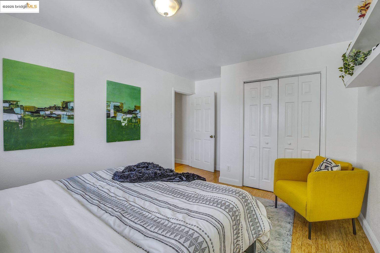 Detail Gallery Image 14 of 26 For 2327 10th St #4,  Berkeley,  CA 94710 - 2 Beds | 1 Baths