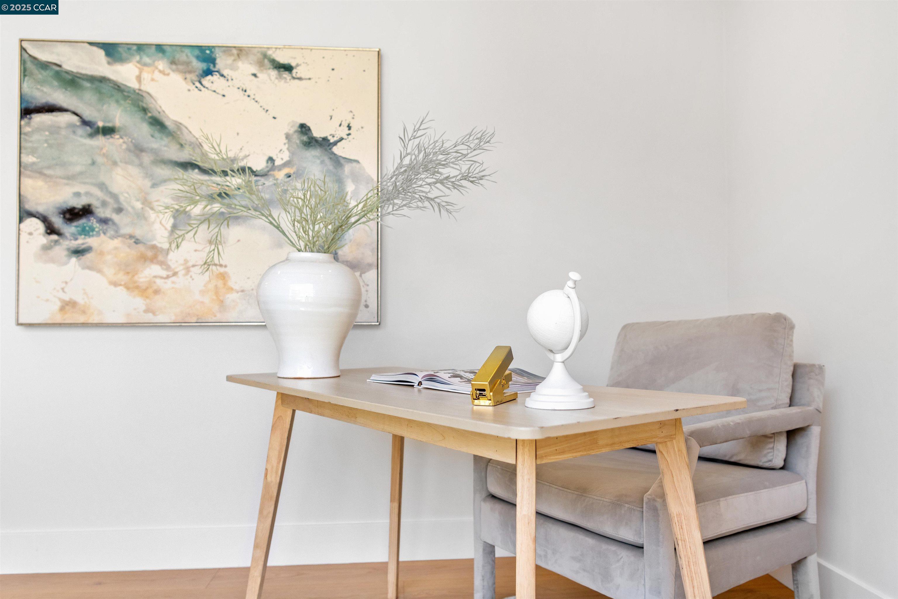 Detail Gallery Image 38 of 44 For 1054 Masonic Ave., Albany,  CA 94706 - 2 Beds | 2 Baths