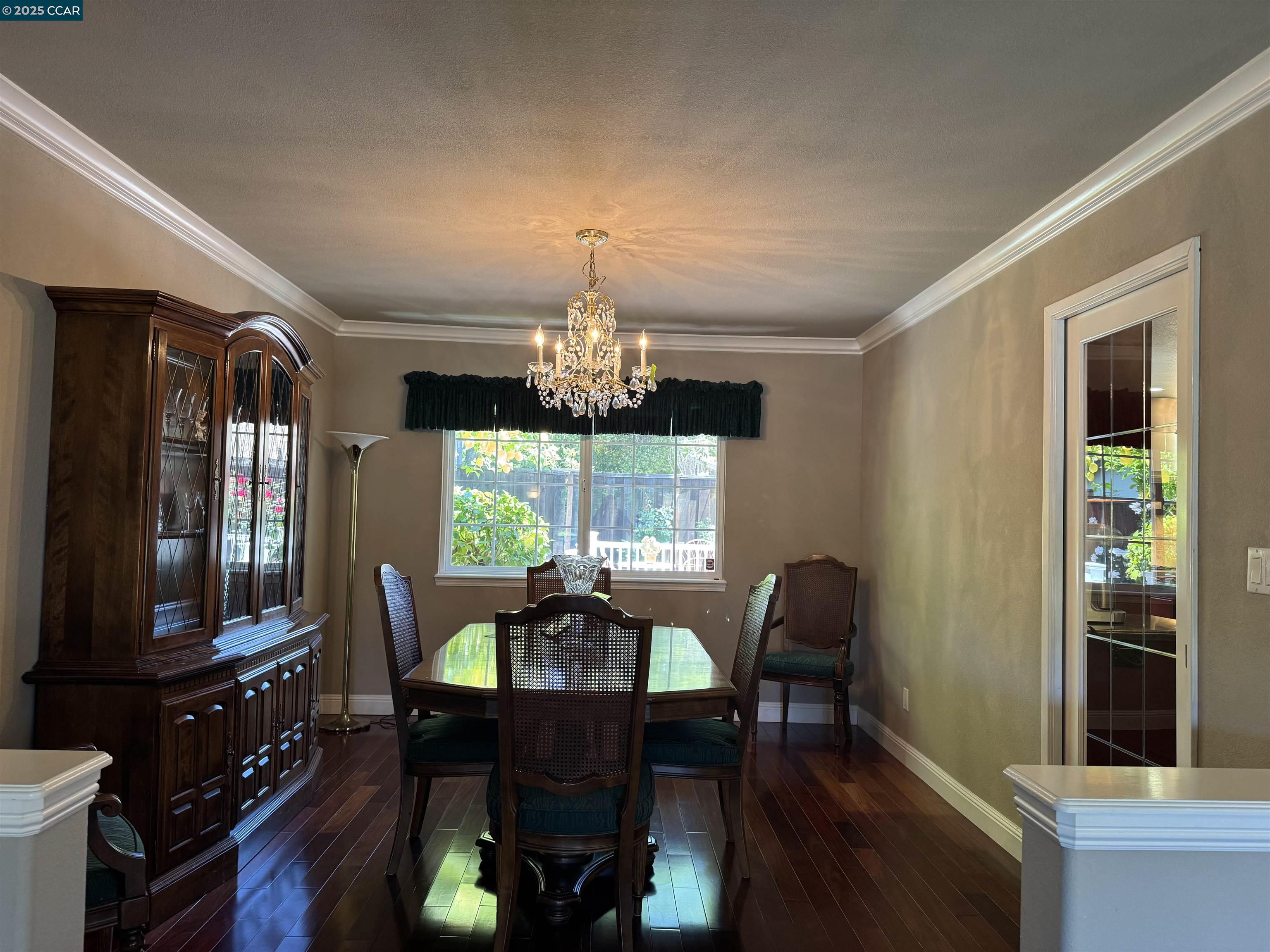 Detail Gallery Image 17 of 59 For 898 Luxury Dr, Concord,  CA 94518 - 4 Beds | 2/1 Baths