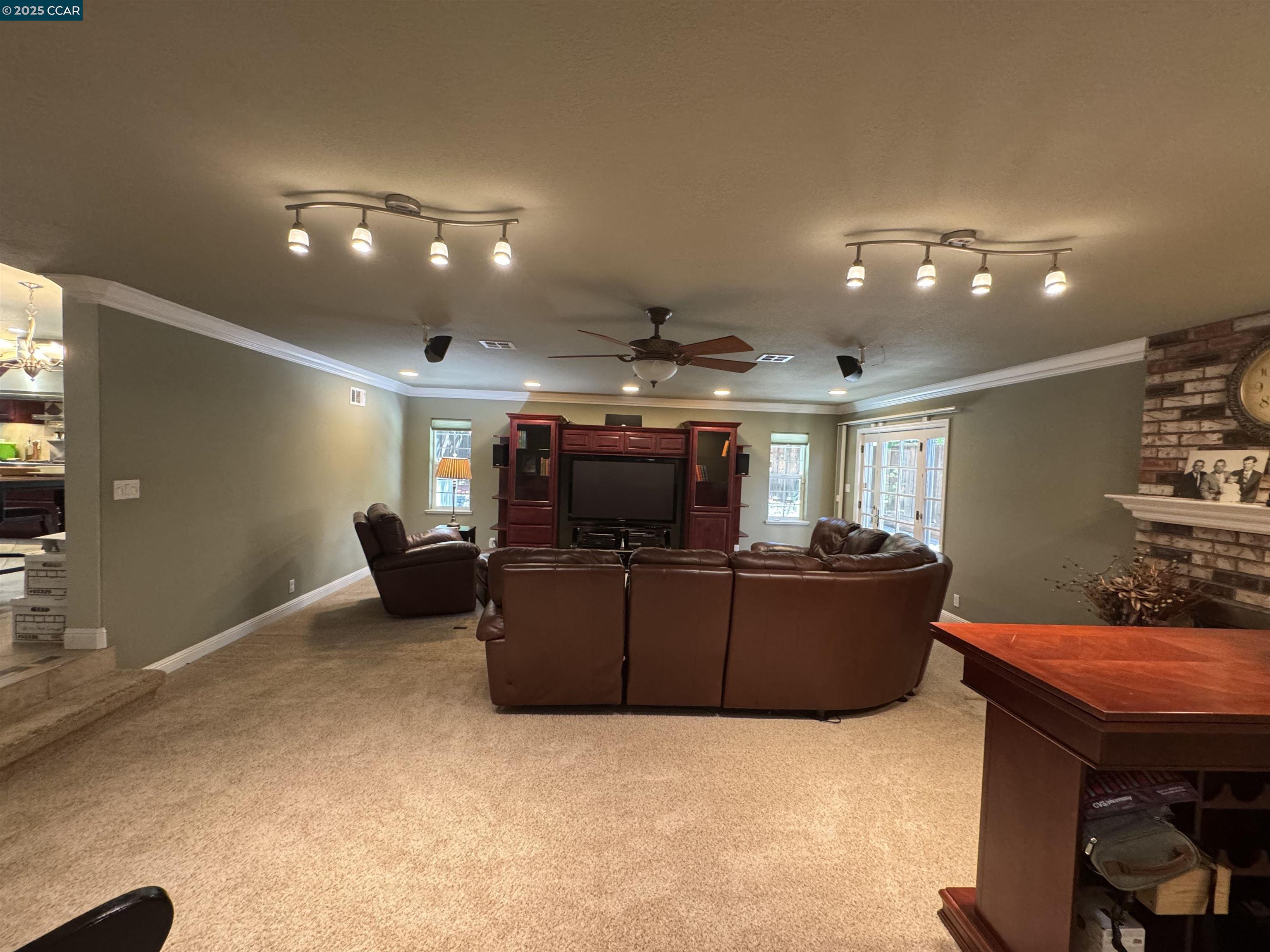 Detail Gallery Image 20 of 59 For 898 Luxury Dr, Concord,  CA 94518 - 4 Beds | 2/1 Baths
