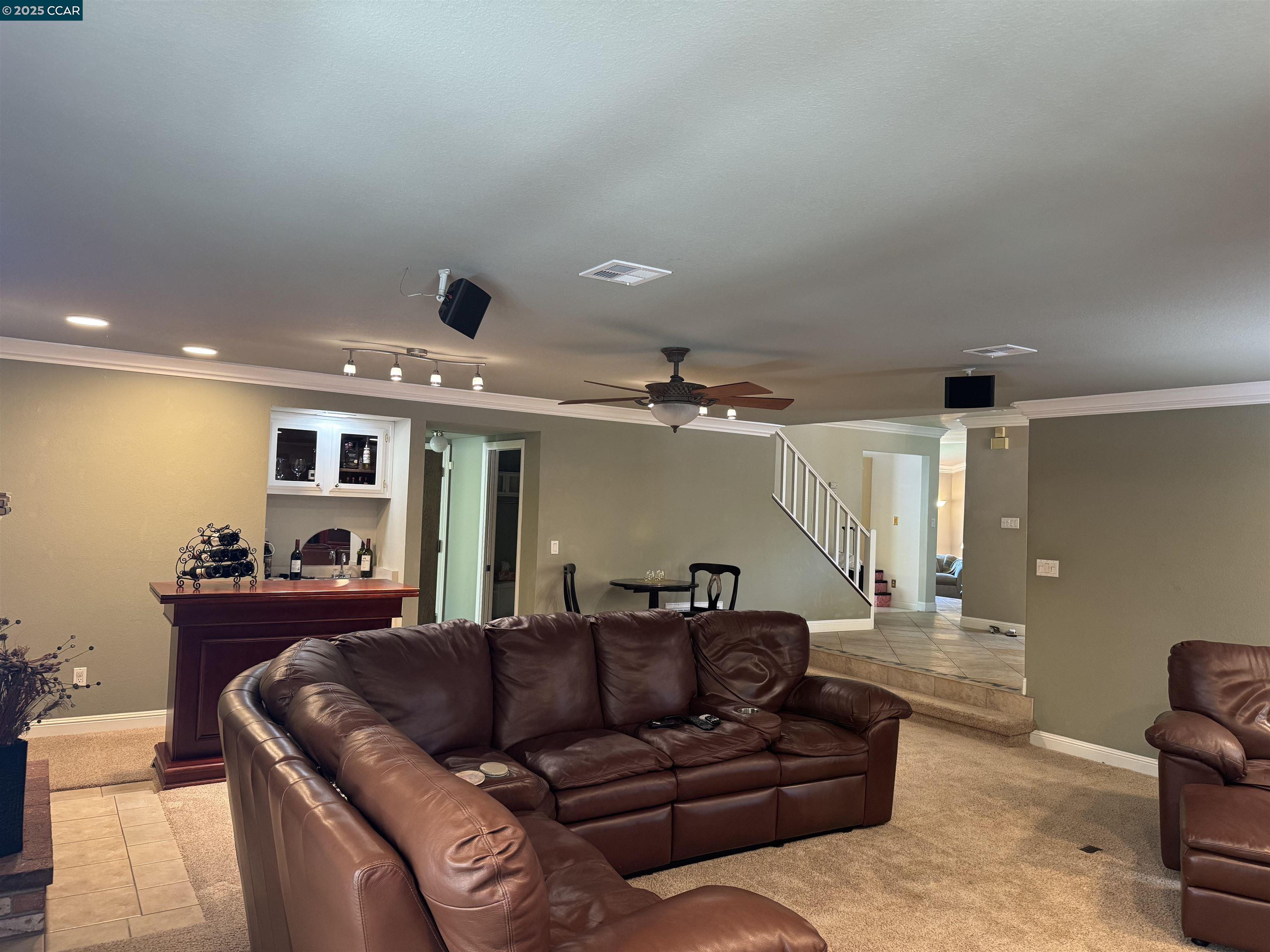 Detail Gallery Image 21 of 59 For 898 Luxury Dr, Concord,  CA 94518 - 4 Beds | 2/1 Baths