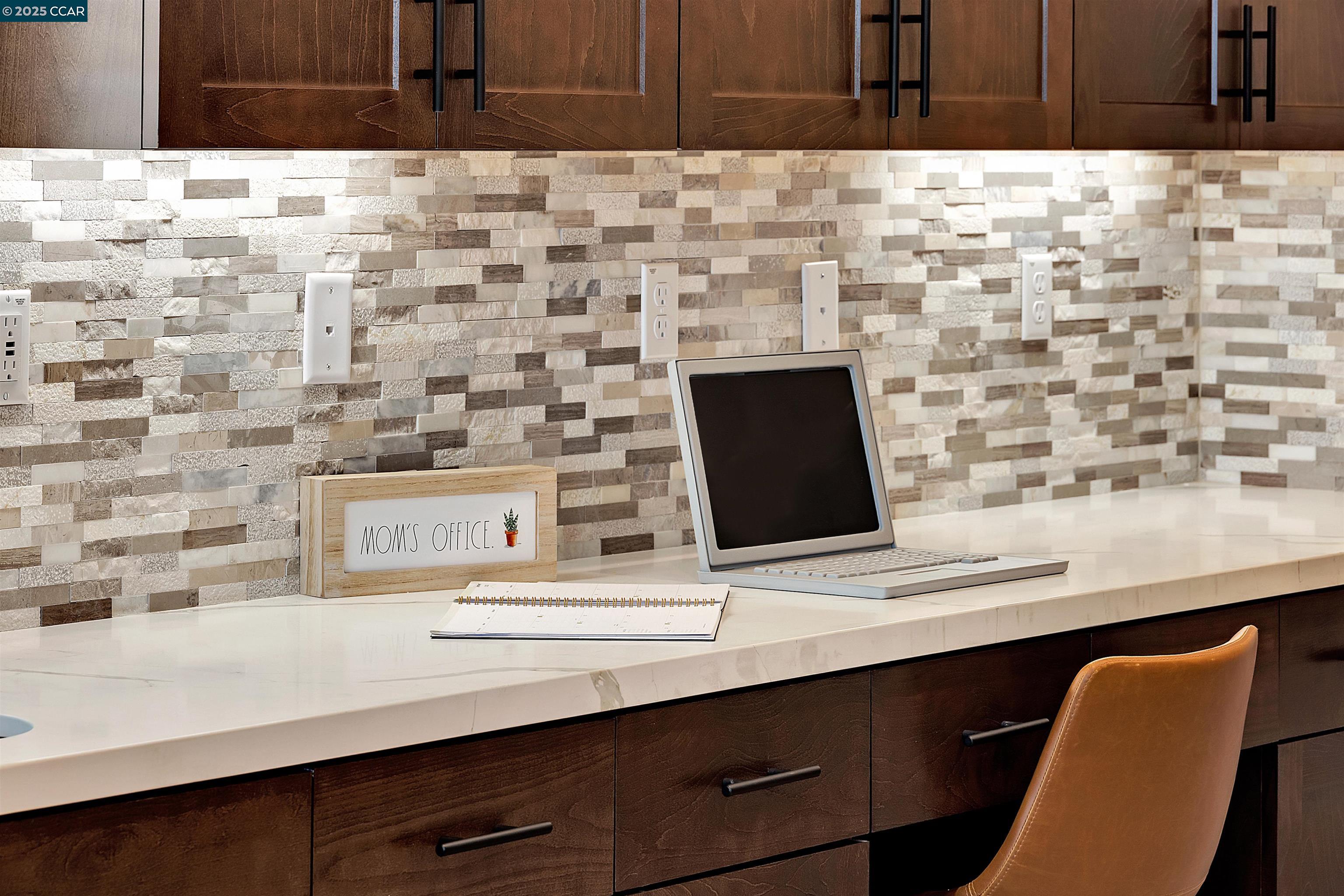 Detail Gallery Image 6 of 16 For 16141 Purdy Ct, Lathrop,  CA 95330 - 3 Beds | 2/1 Baths