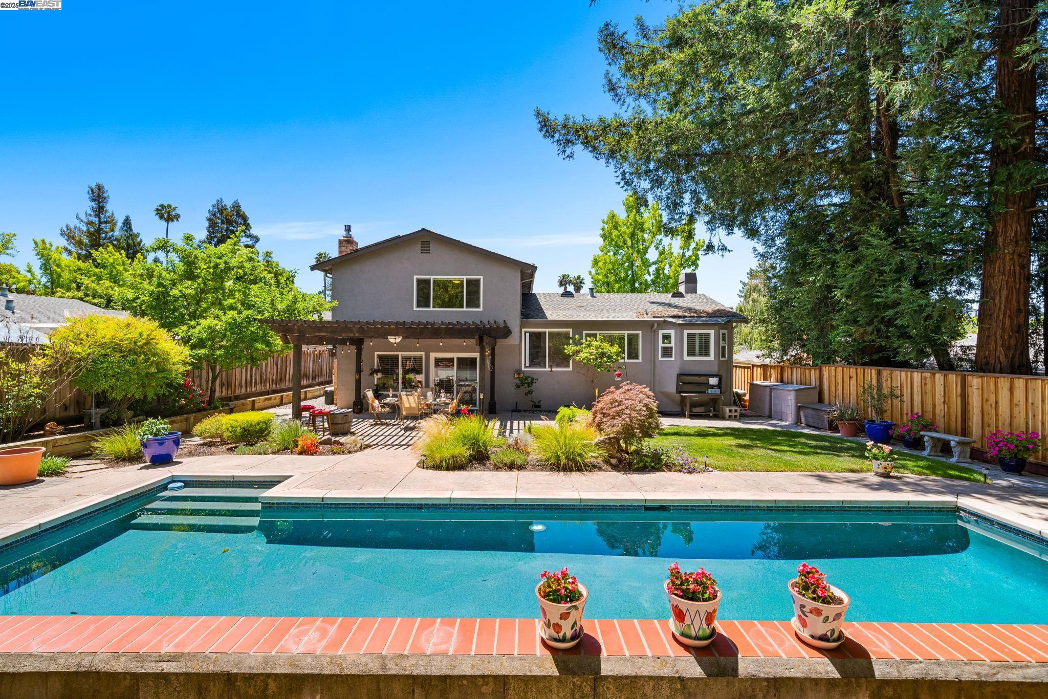 Detail Gallery Image 42 of 52 For 868 Madeira Dr, Pleasanton,  CA 94566 - 4 Beds | 2/1 Baths