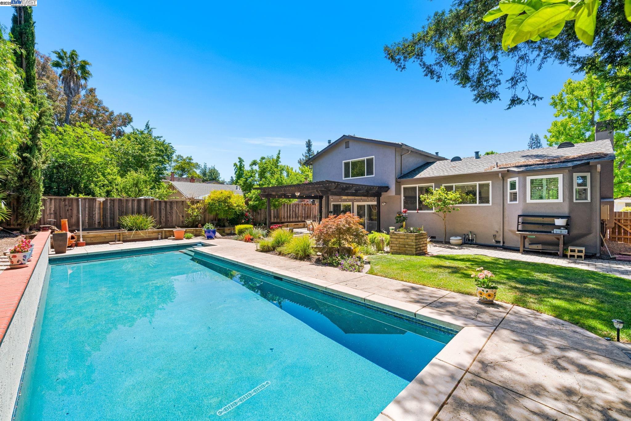 Detail Gallery Image 48 of 52 For 868 Madeira Dr, Pleasanton,  CA 94566 - 4 Beds | 2/1 Baths