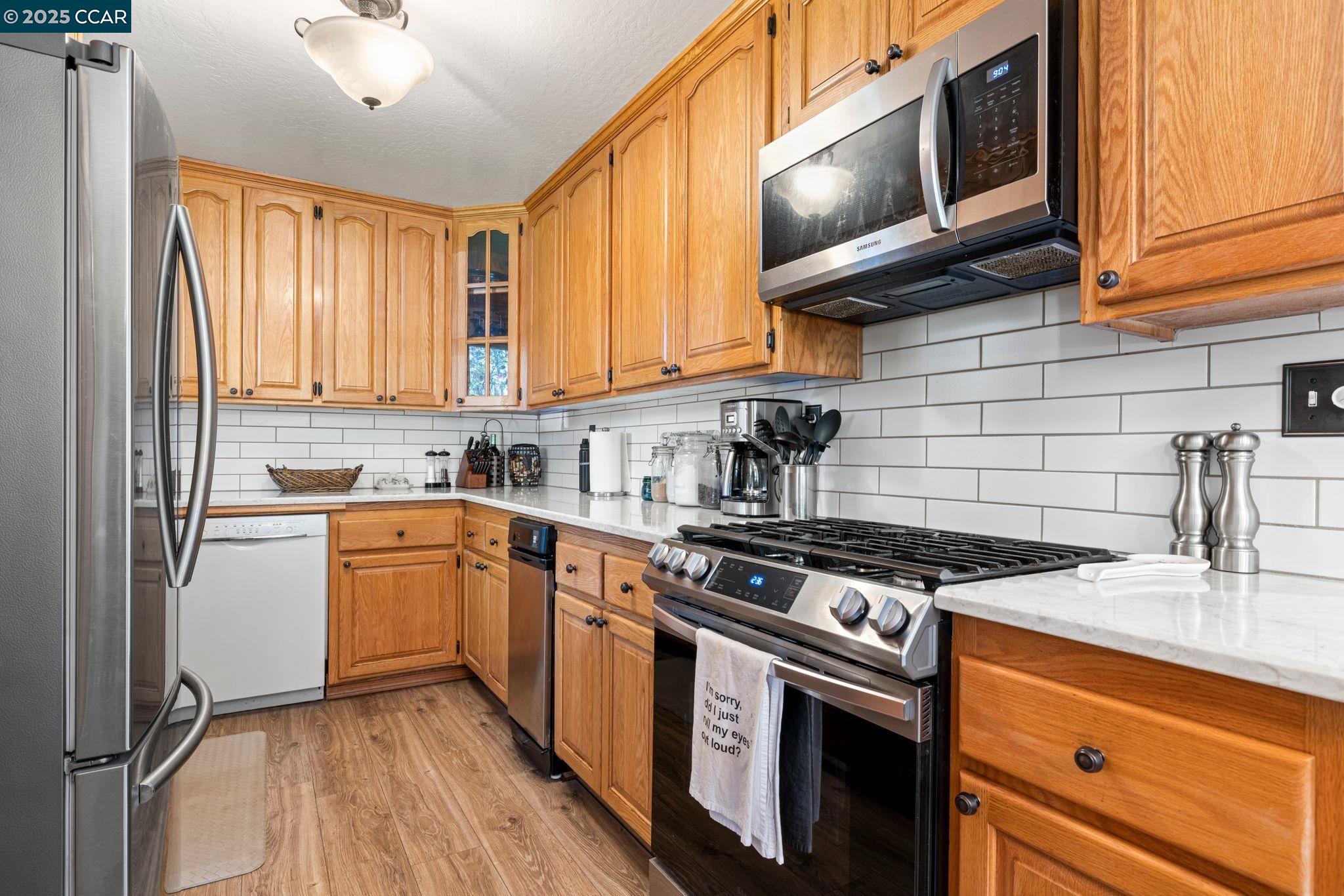 Detail Gallery Image 13 of 53 For 6170 Dog Town Rd, Somerset,  CA 95684 - 3 Beds | 2 Baths