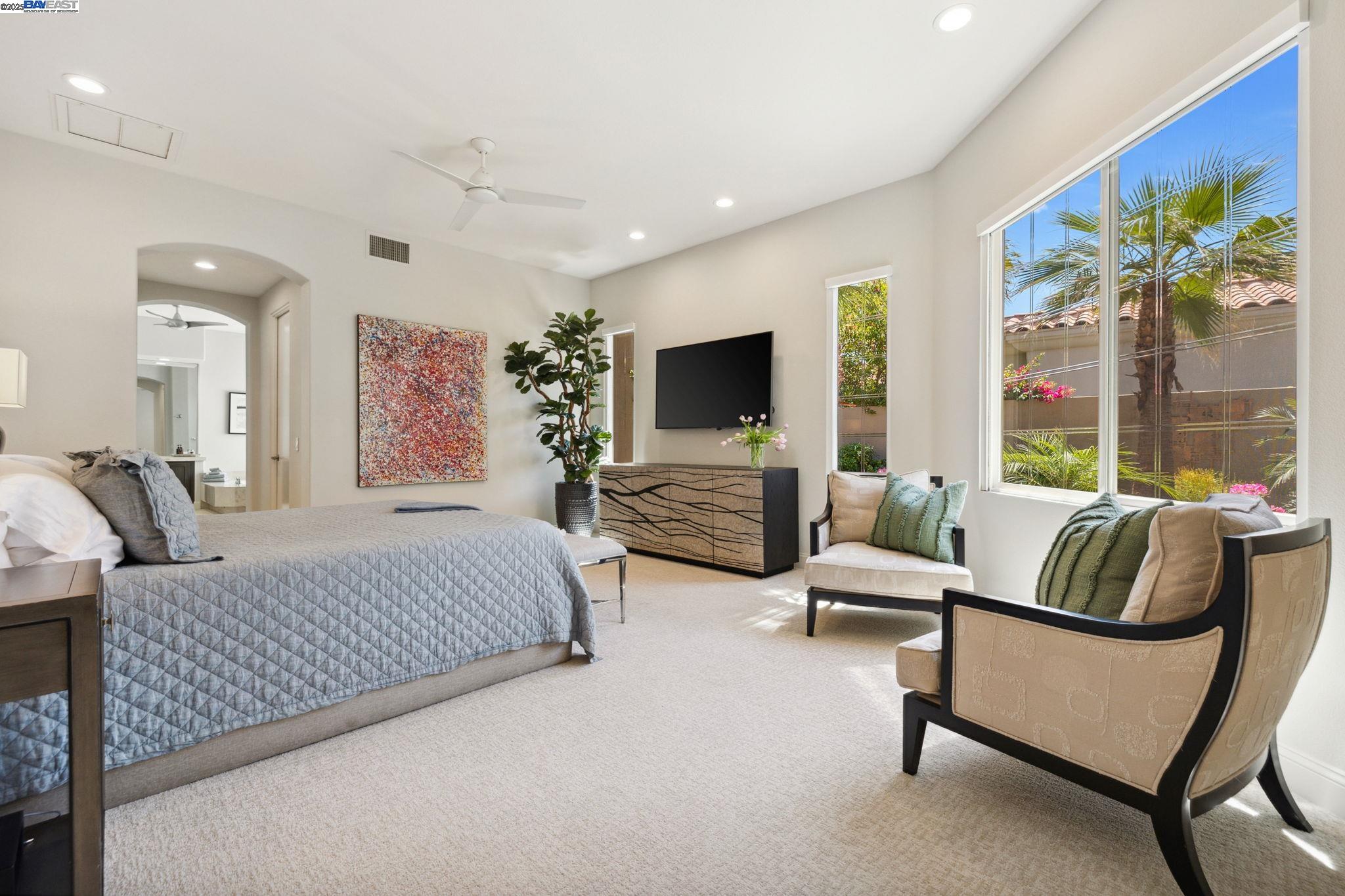 Detail Gallery Image 28 of 58 For 351 Tomahawk Dr, Palm Desert,  CA 92211 - 3 Beds | 3/1 Baths