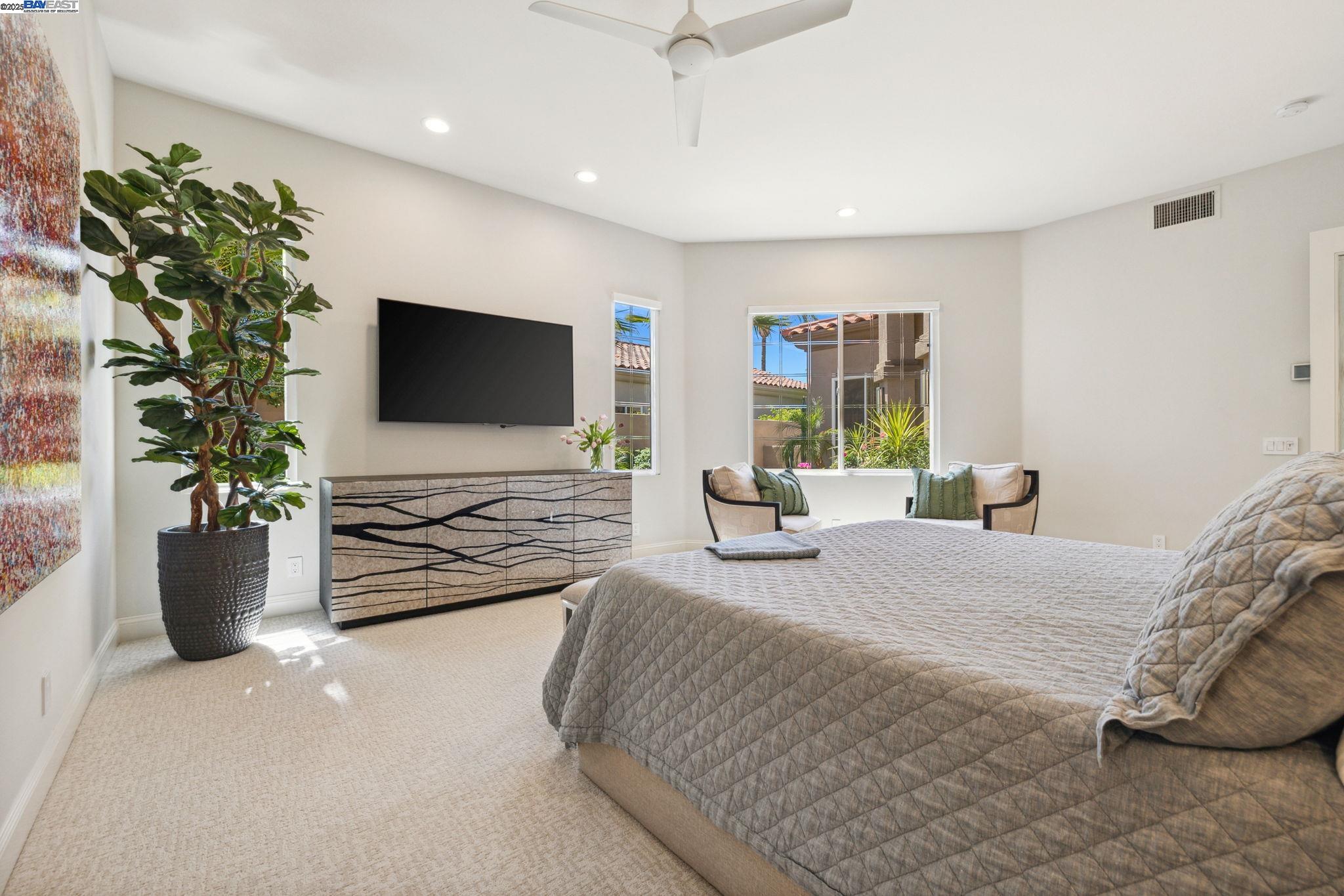 Detail Gallery Image 29 of 58 For 351 Tomahawk Dr, Palm Desert,  CA 92211 - 3 Beds | 3/1 Baths