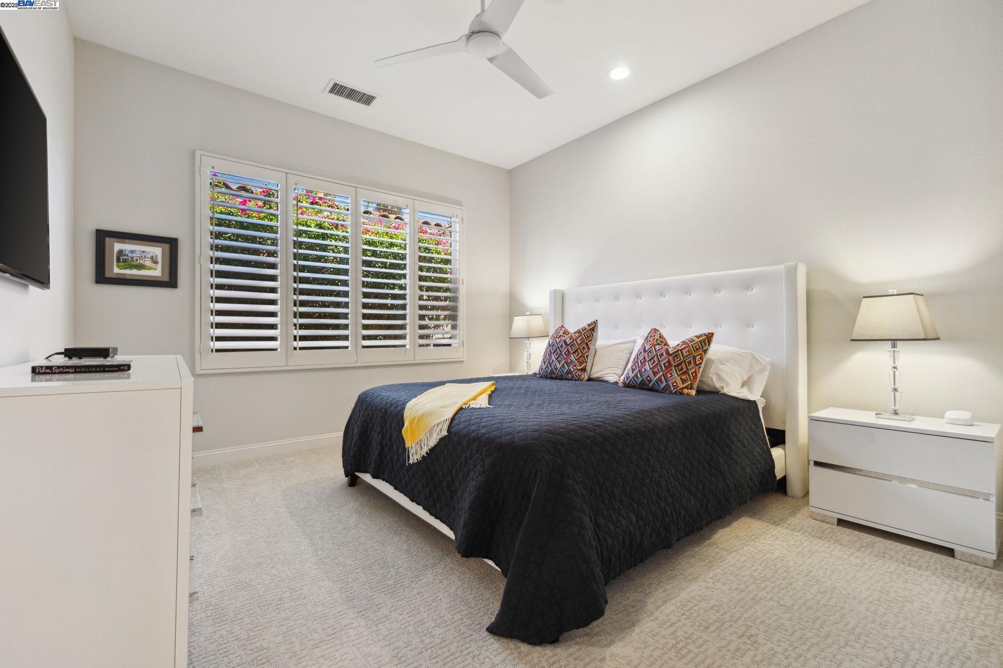 Detail Gallery Image 33 of 58 For 351 Tomahawk Dr, Palm Desert,  CA 92211 - 3 Beds | 3/1 Baths